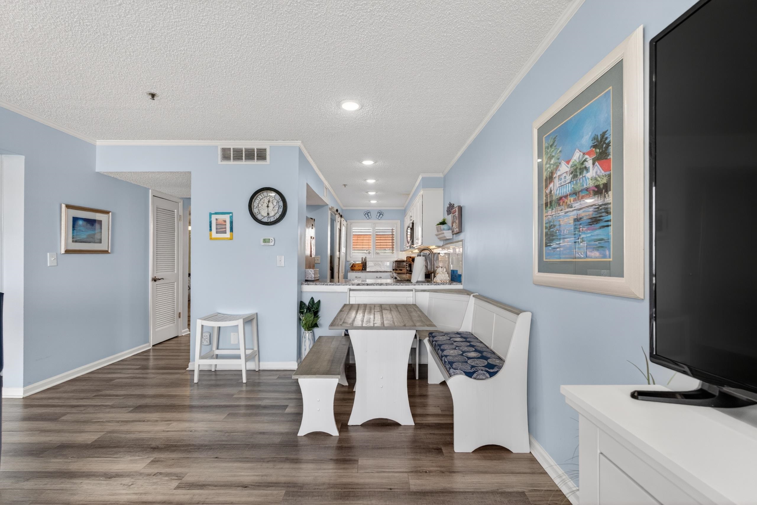 1581 S Waccamaw Dr. 402