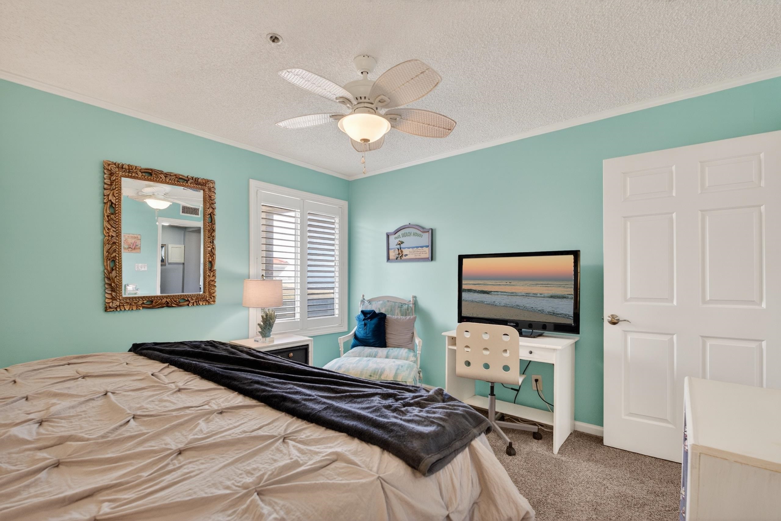 1581 S Waccamaw Dr. 402