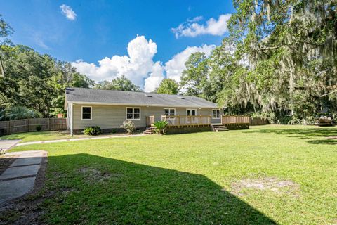 A home in Pawleys Island