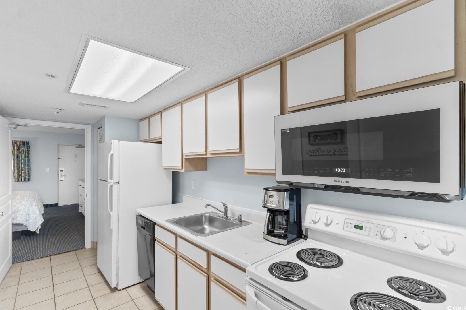 2701 S Ocean Blvd. 1204