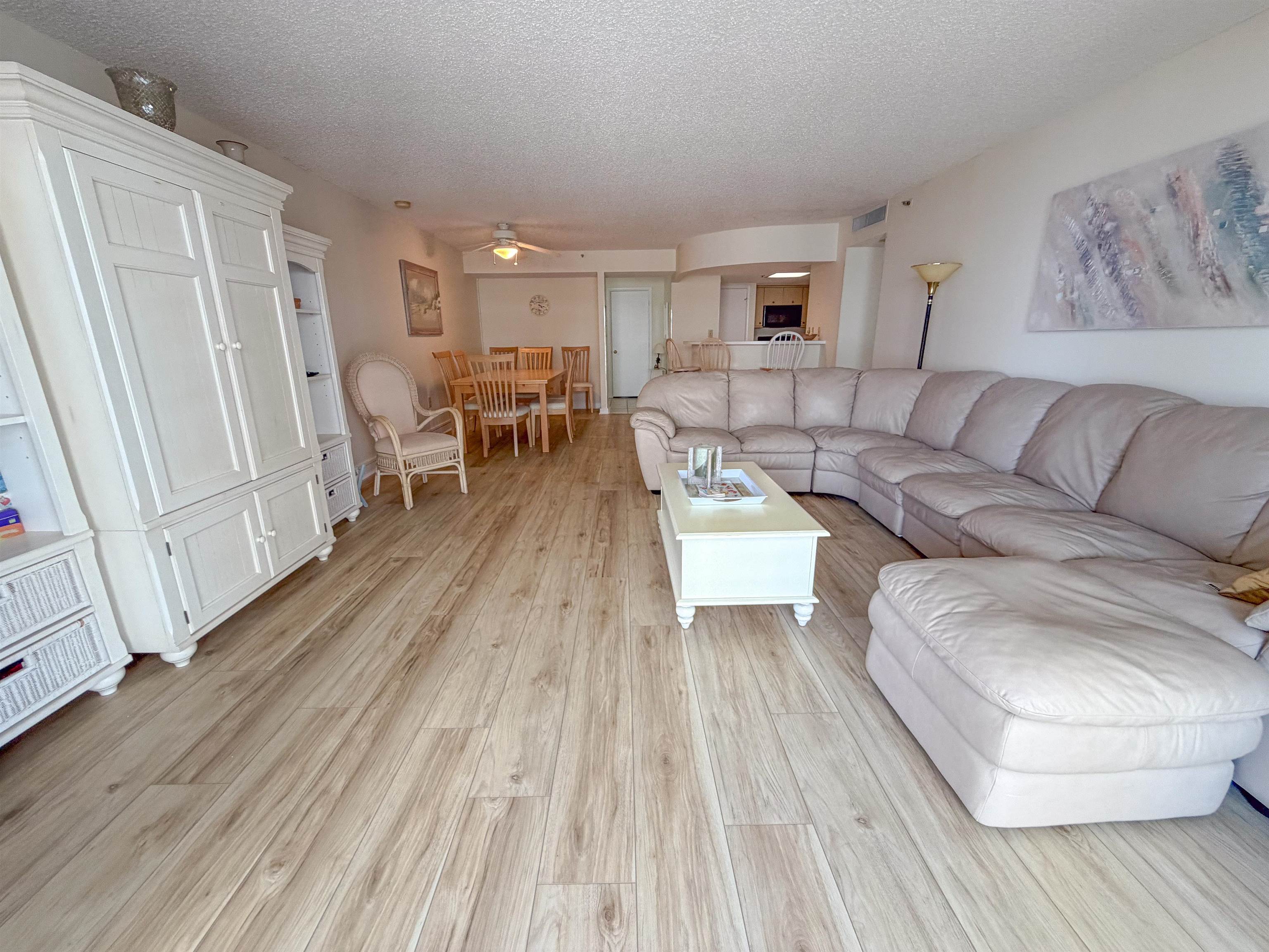 9840 Queensway Blvd. 906