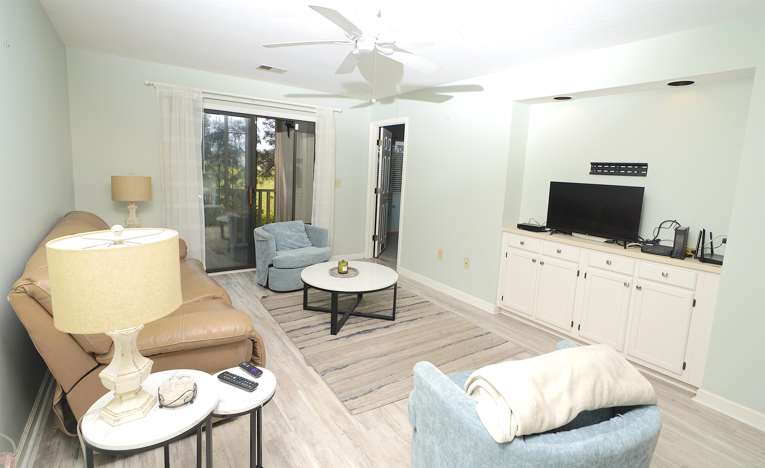 4109 Pinehurst Circle EE7