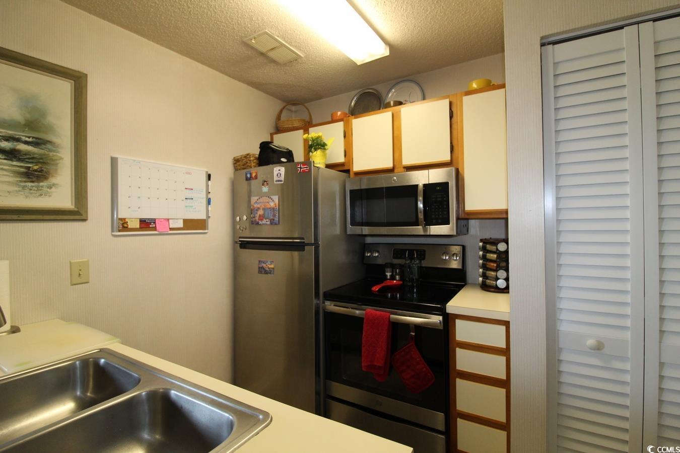 423 Tree Top Ct. 23-B