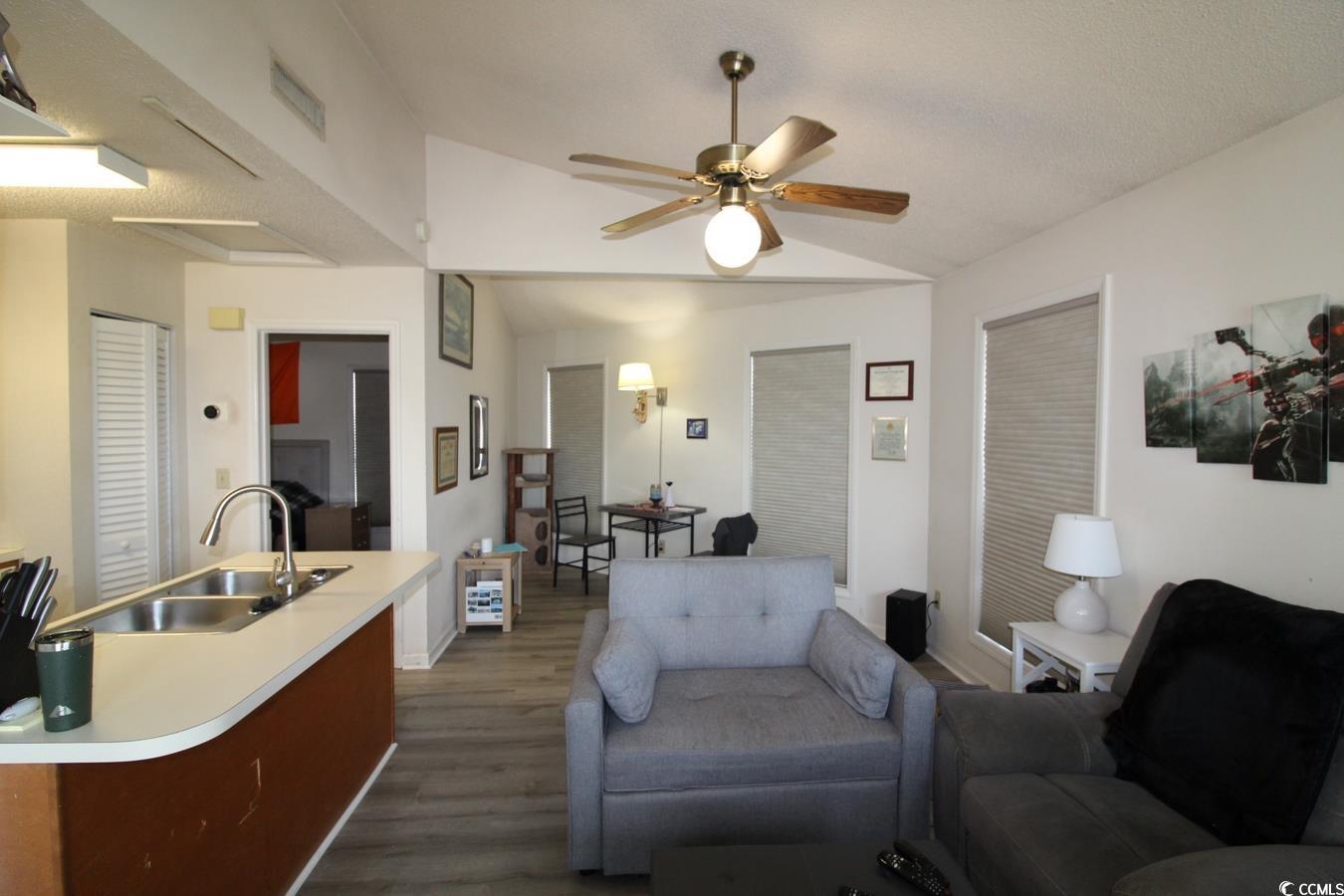 423 Tree Top Ct. 23-B