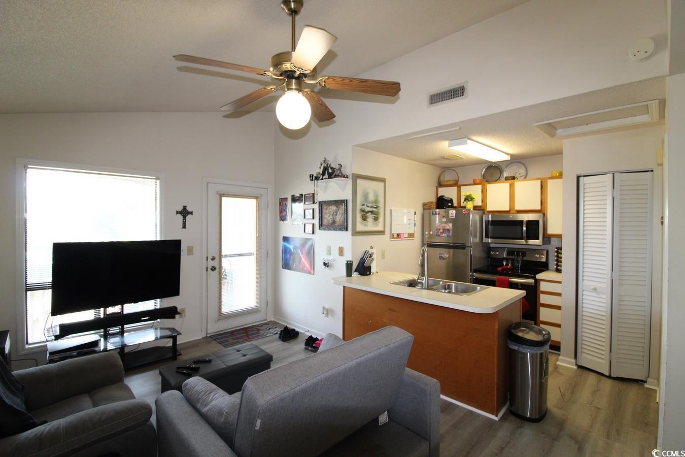 423 Tree Top Ct. 23-B