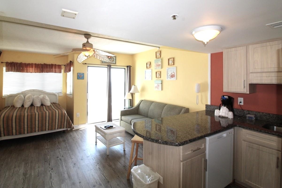 1605 S Ocean Blvd. 806