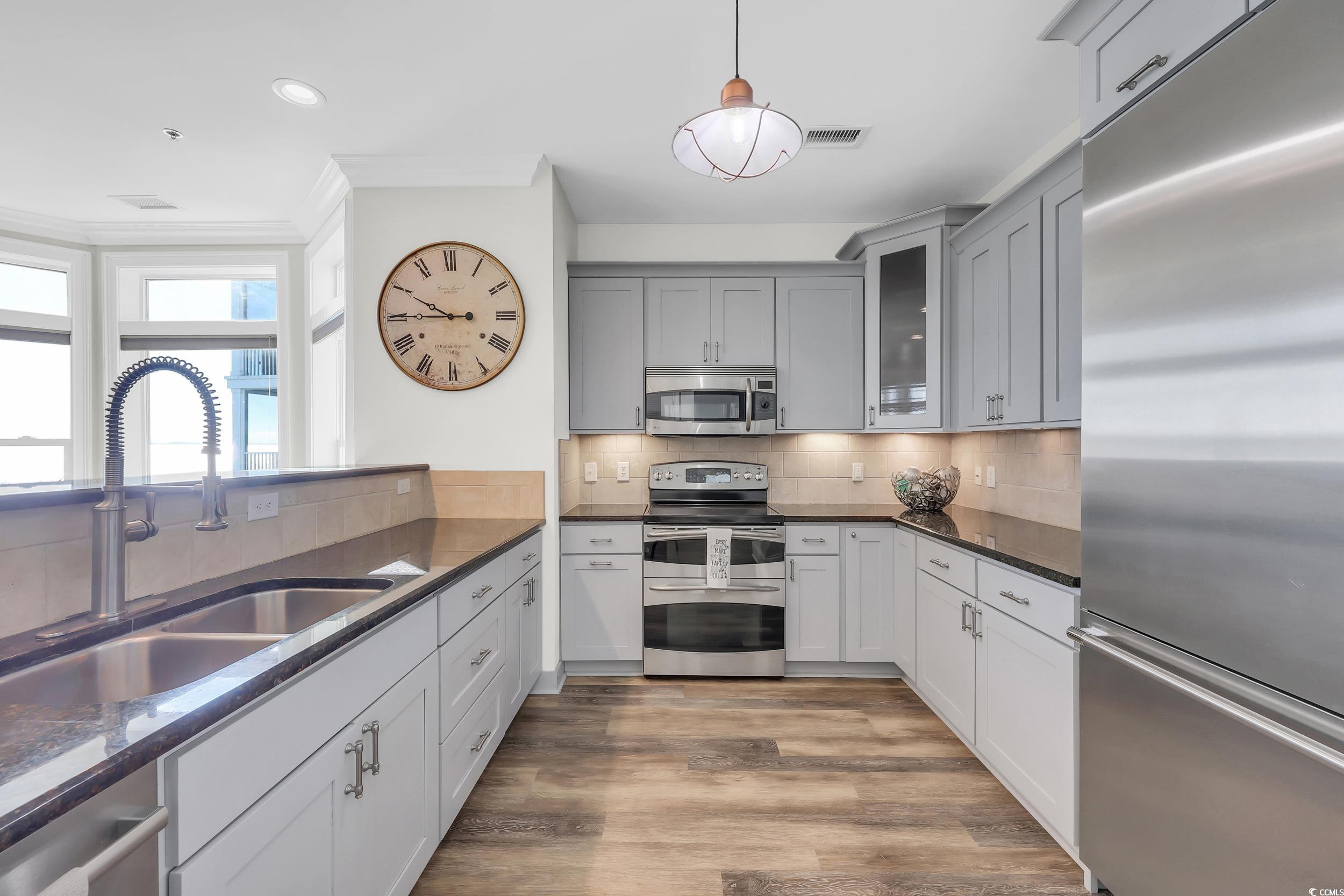 1168 Belle Isle Rd. 102