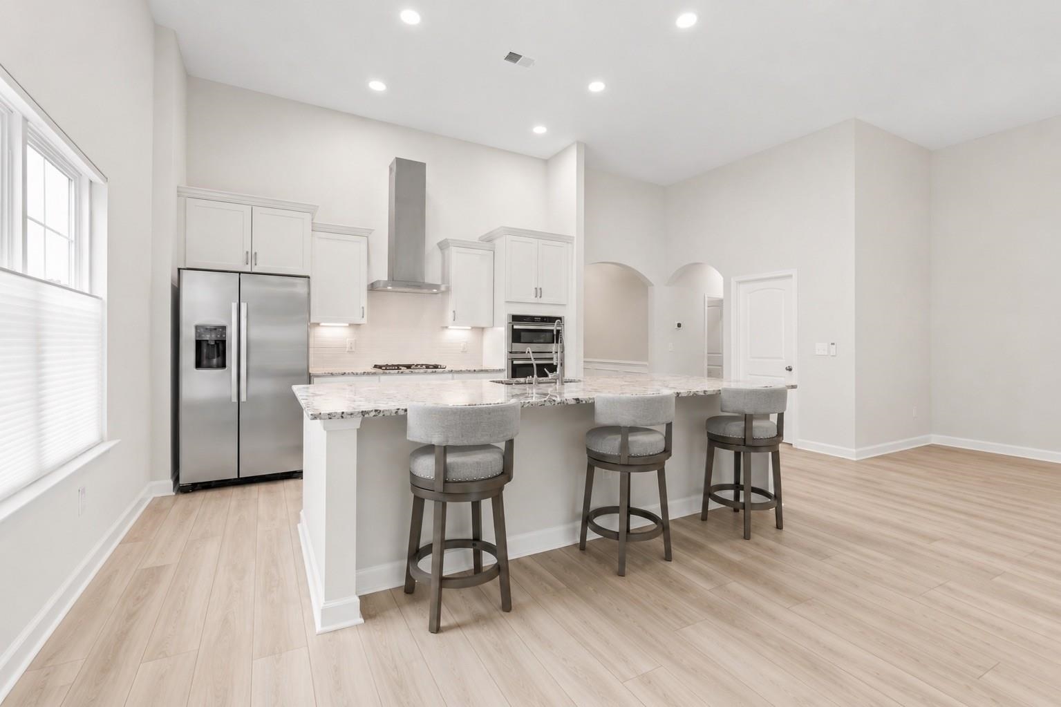 3083 Viceroy Loop
