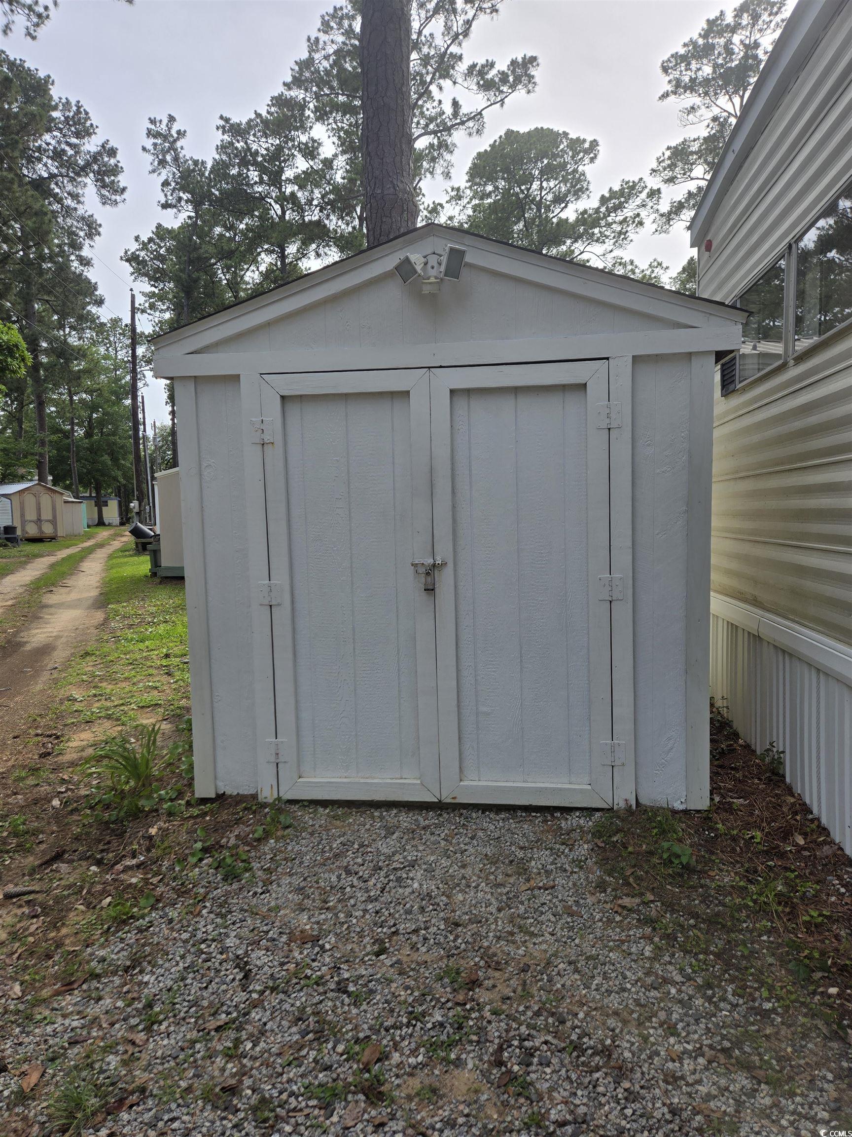 413 Delton Dr.