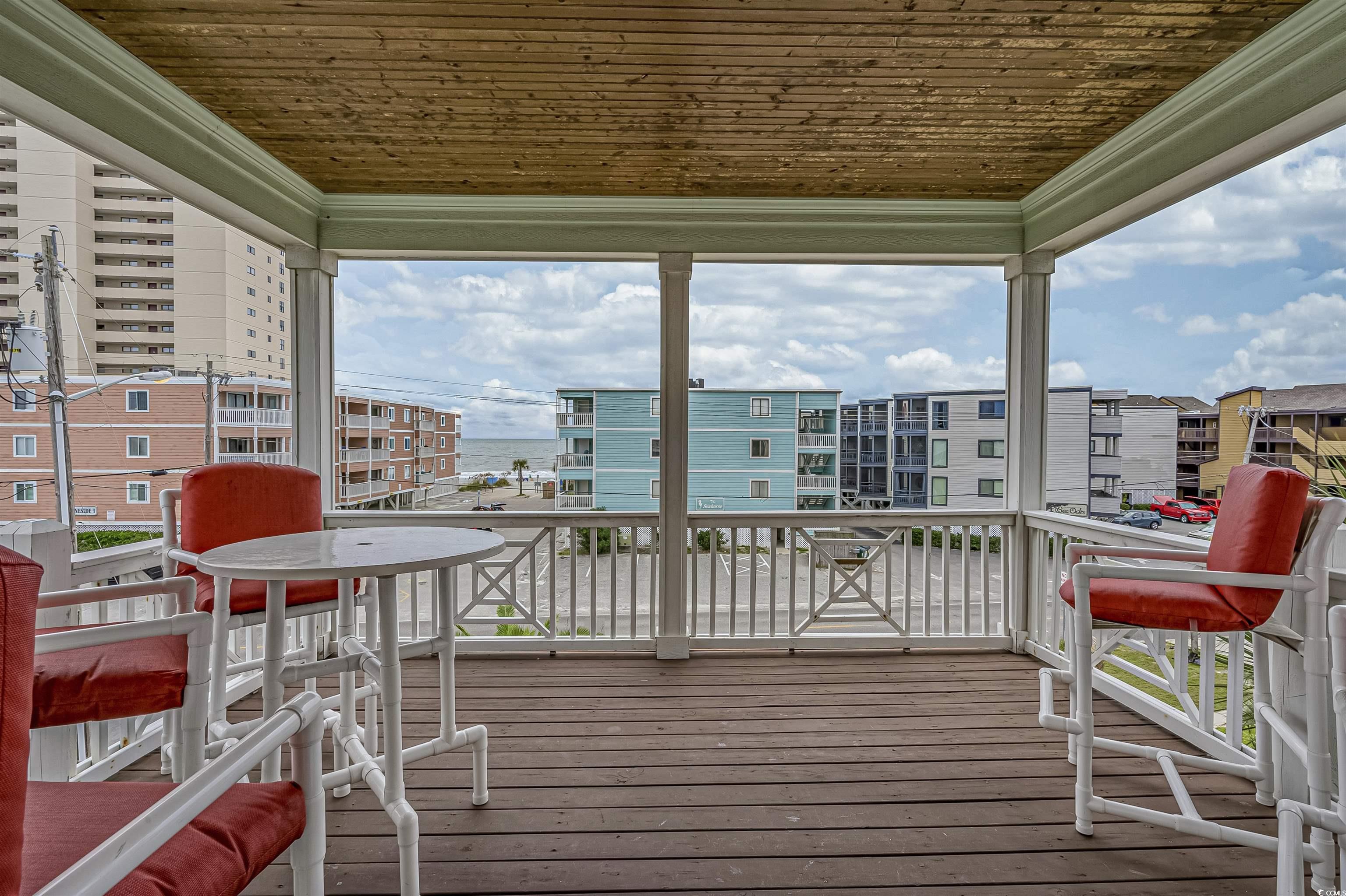 827 North Waccamaw Dr.