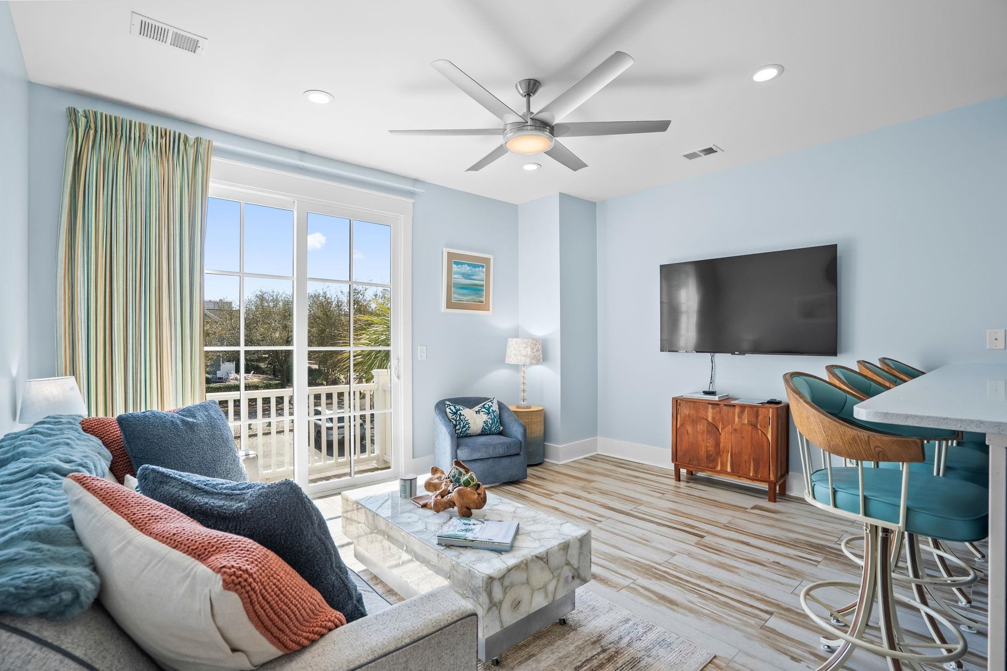 709 Madiera Dr. CH4-R2