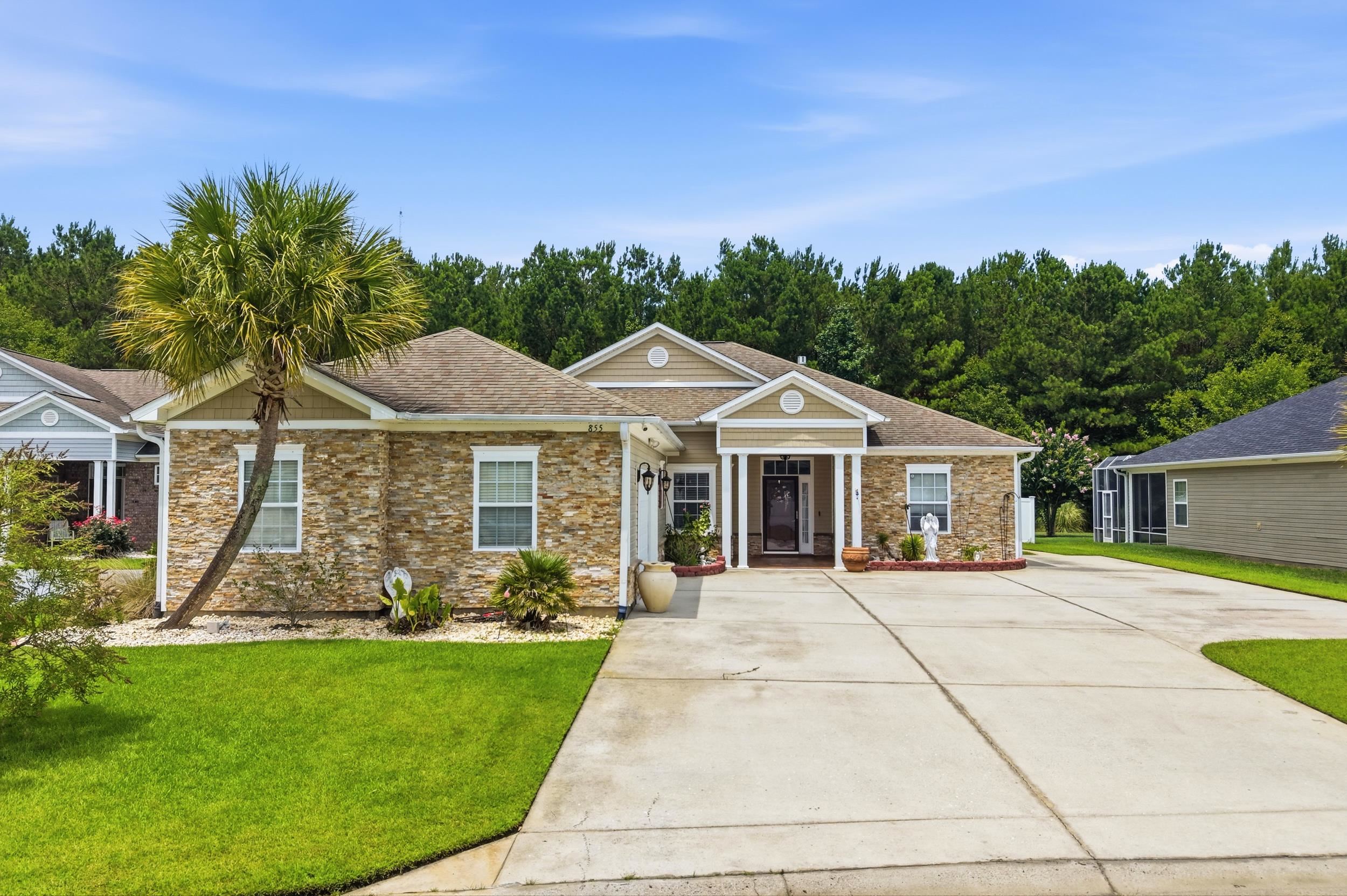 855 Wintercreeper Dr.