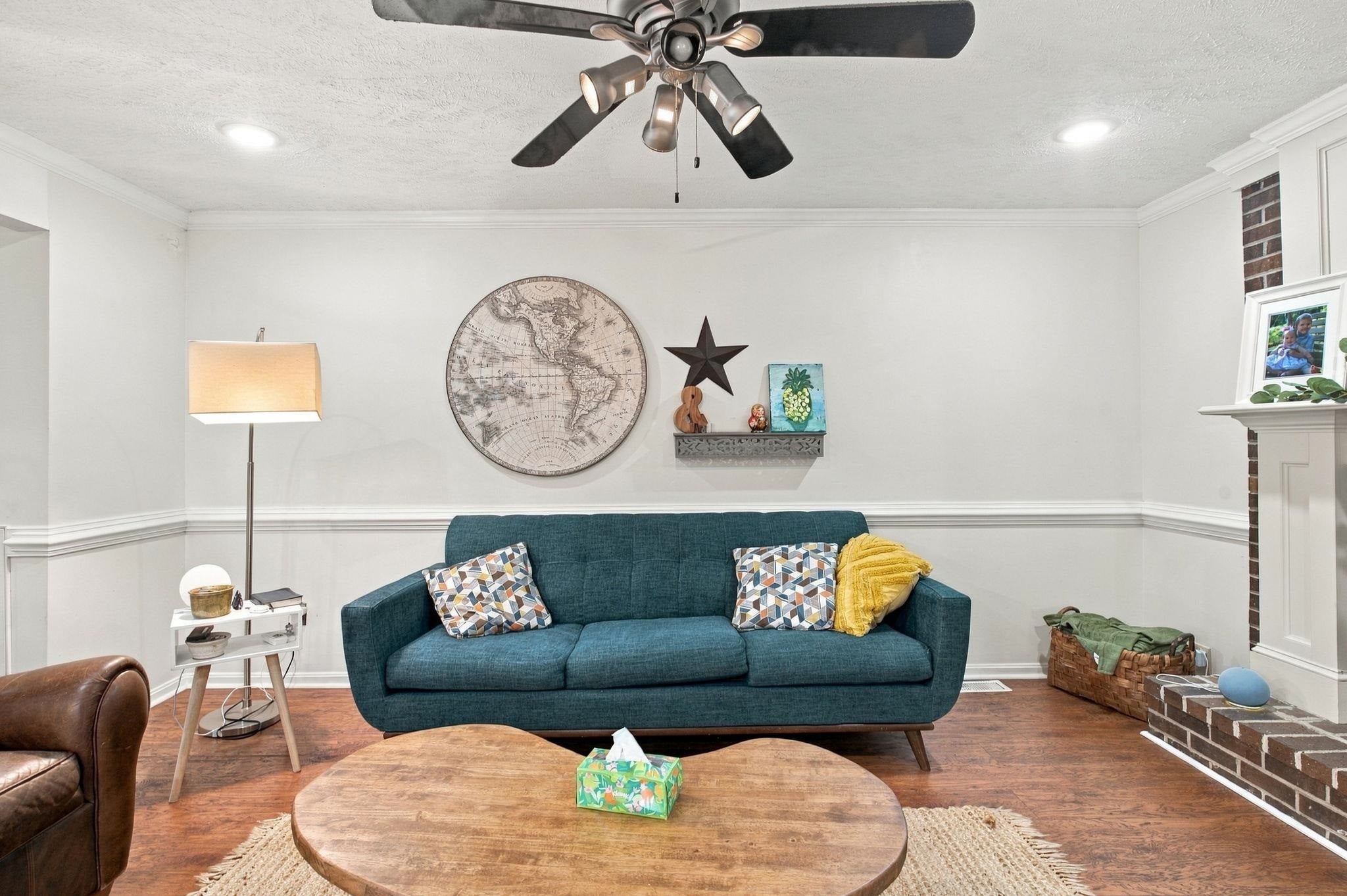 7604 Briarwood Dr.