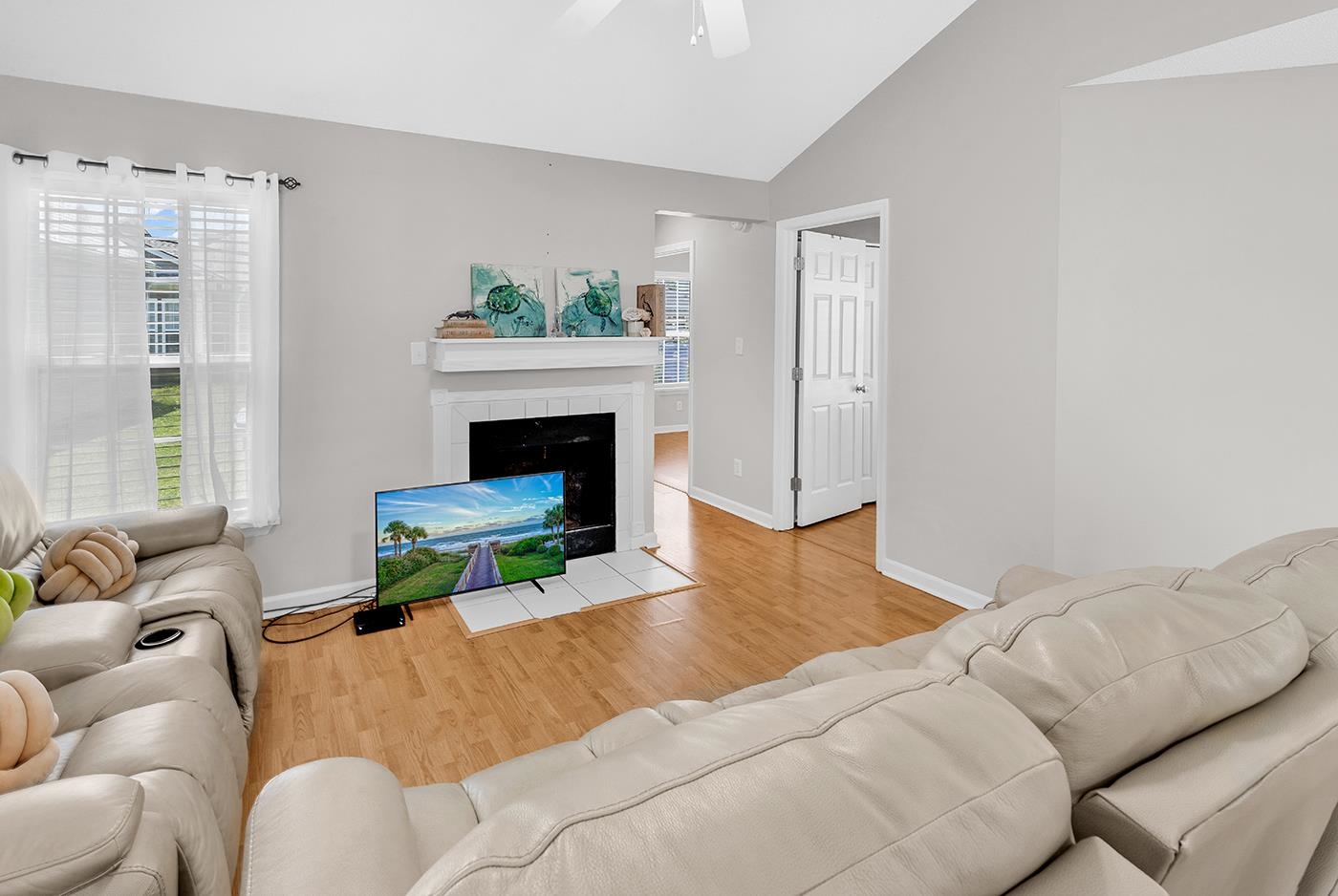 312 Lyons Cove Dr.