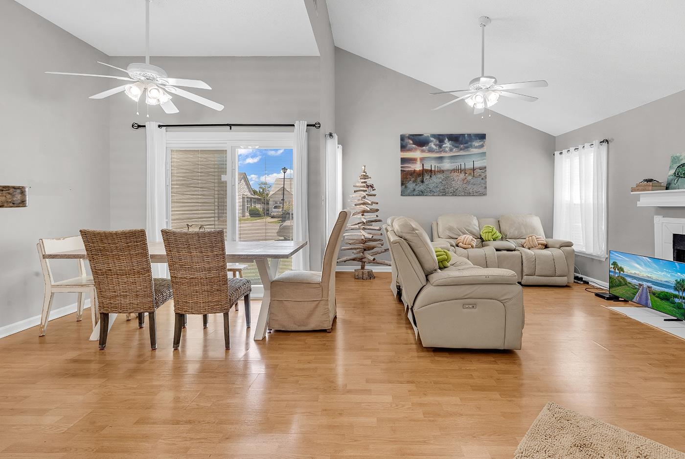 312 Lyons Cove Dr.