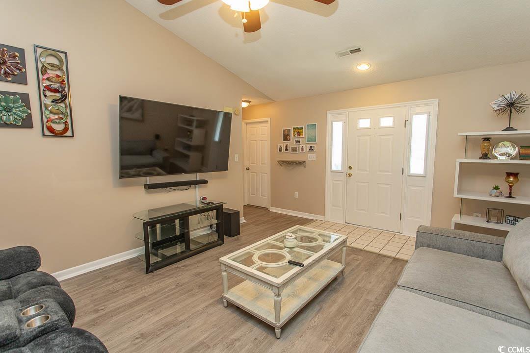 3879 Mallard Way