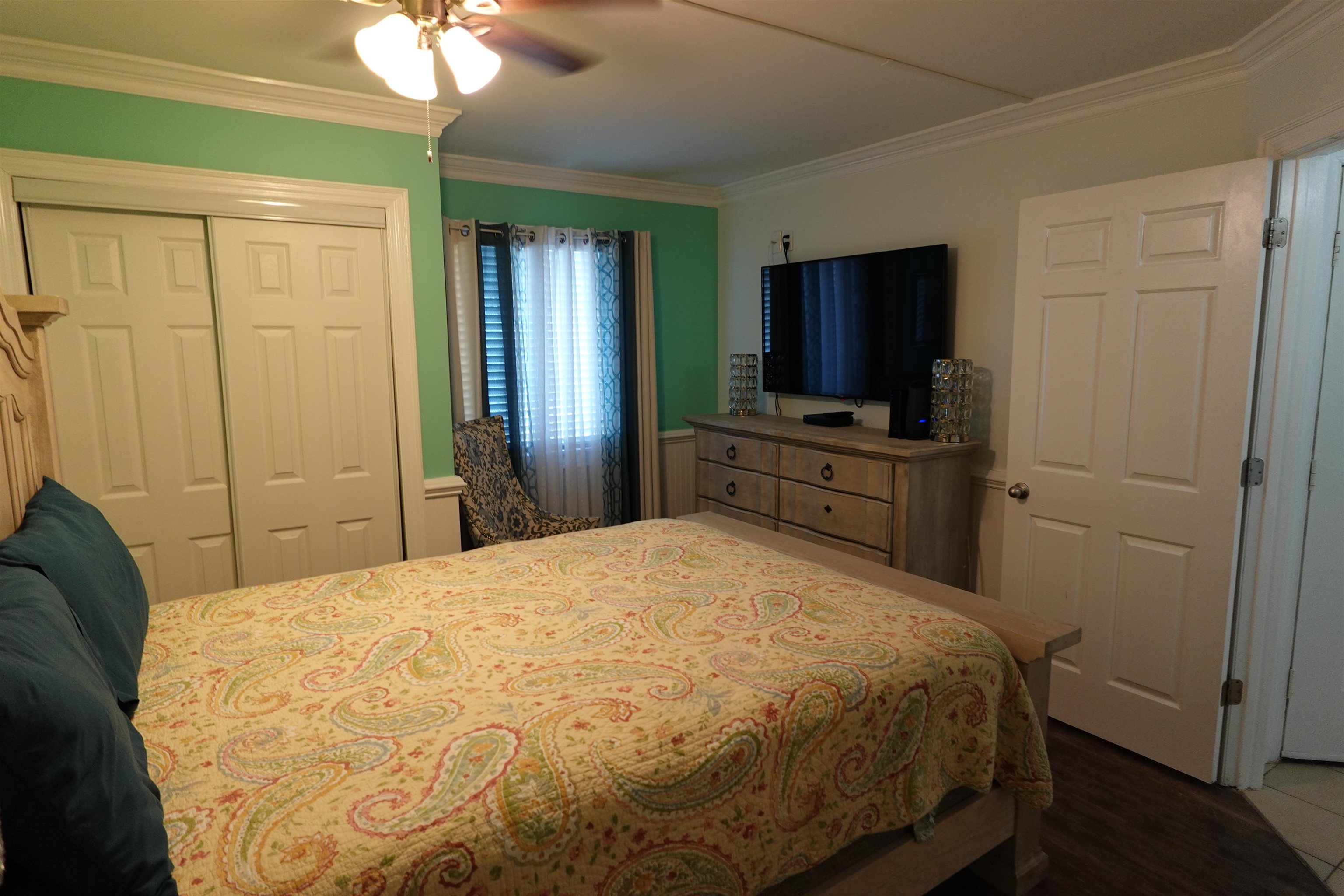 5523 Ocean Blvd. N 1804