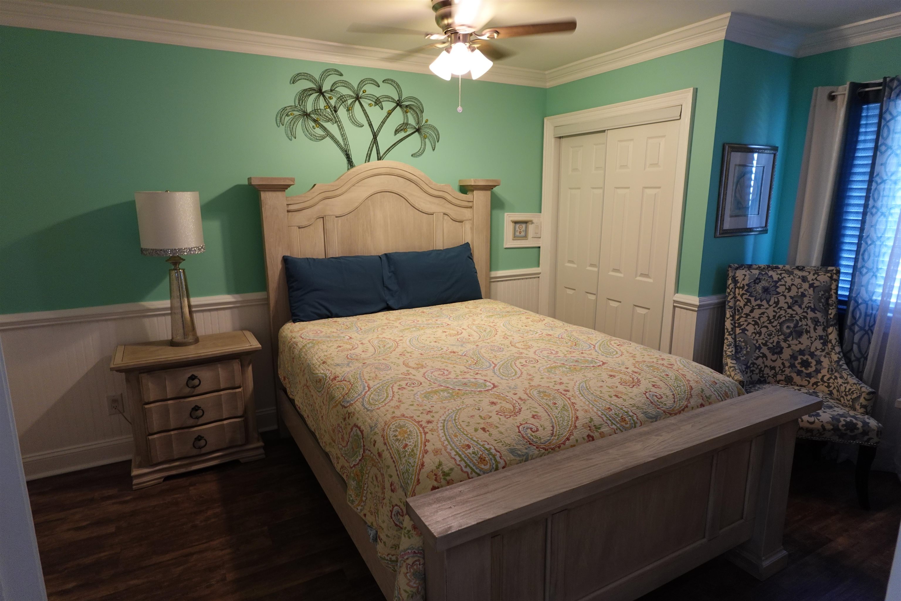 5523 Ocean Blvd. N 1804