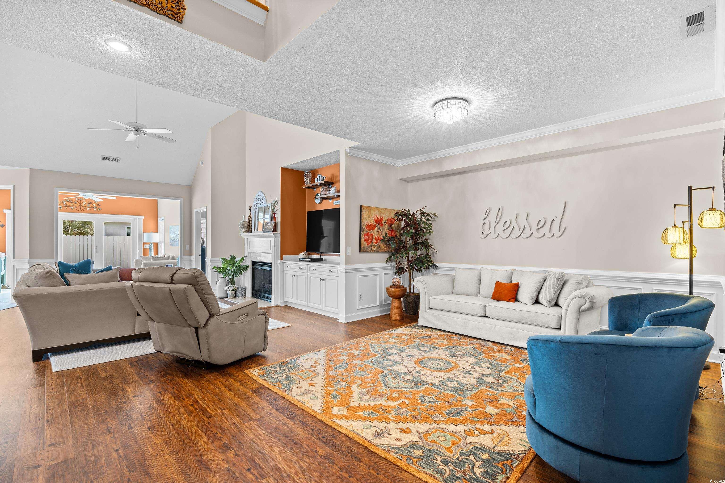 107 Fox Den Dr.