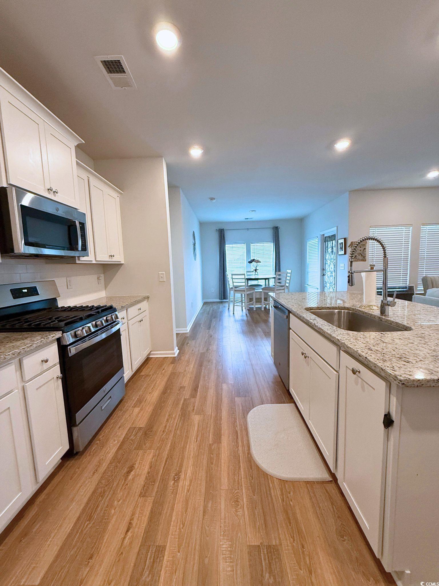 3085 Sistine St.