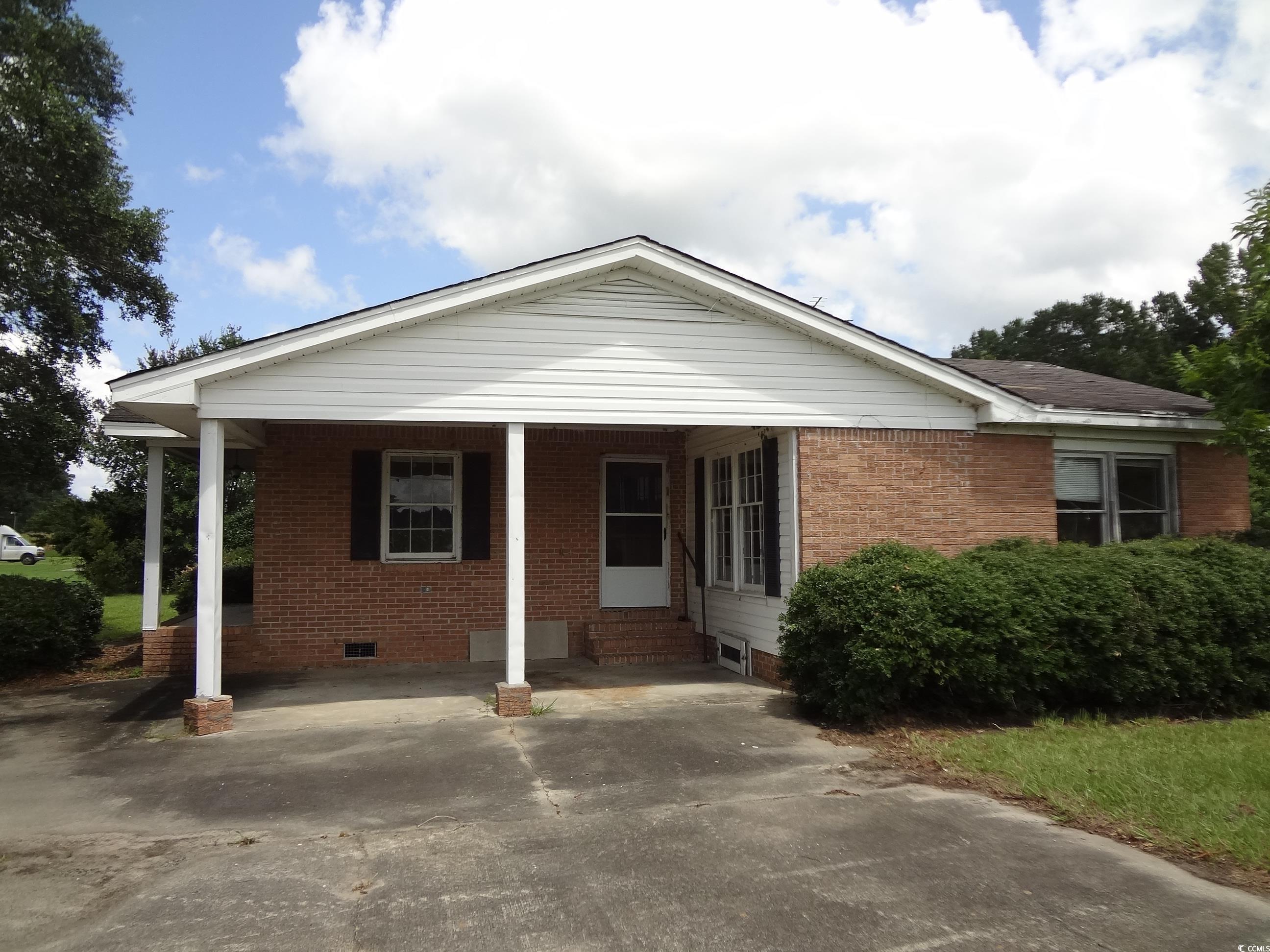 1914 Turkey Creek Rd.