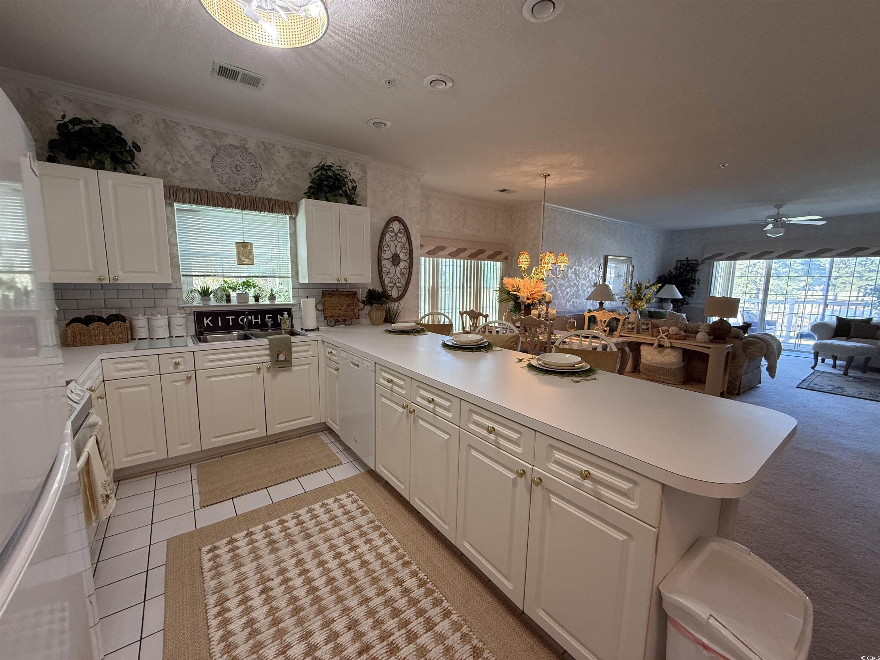 4823 Orchid Way 201