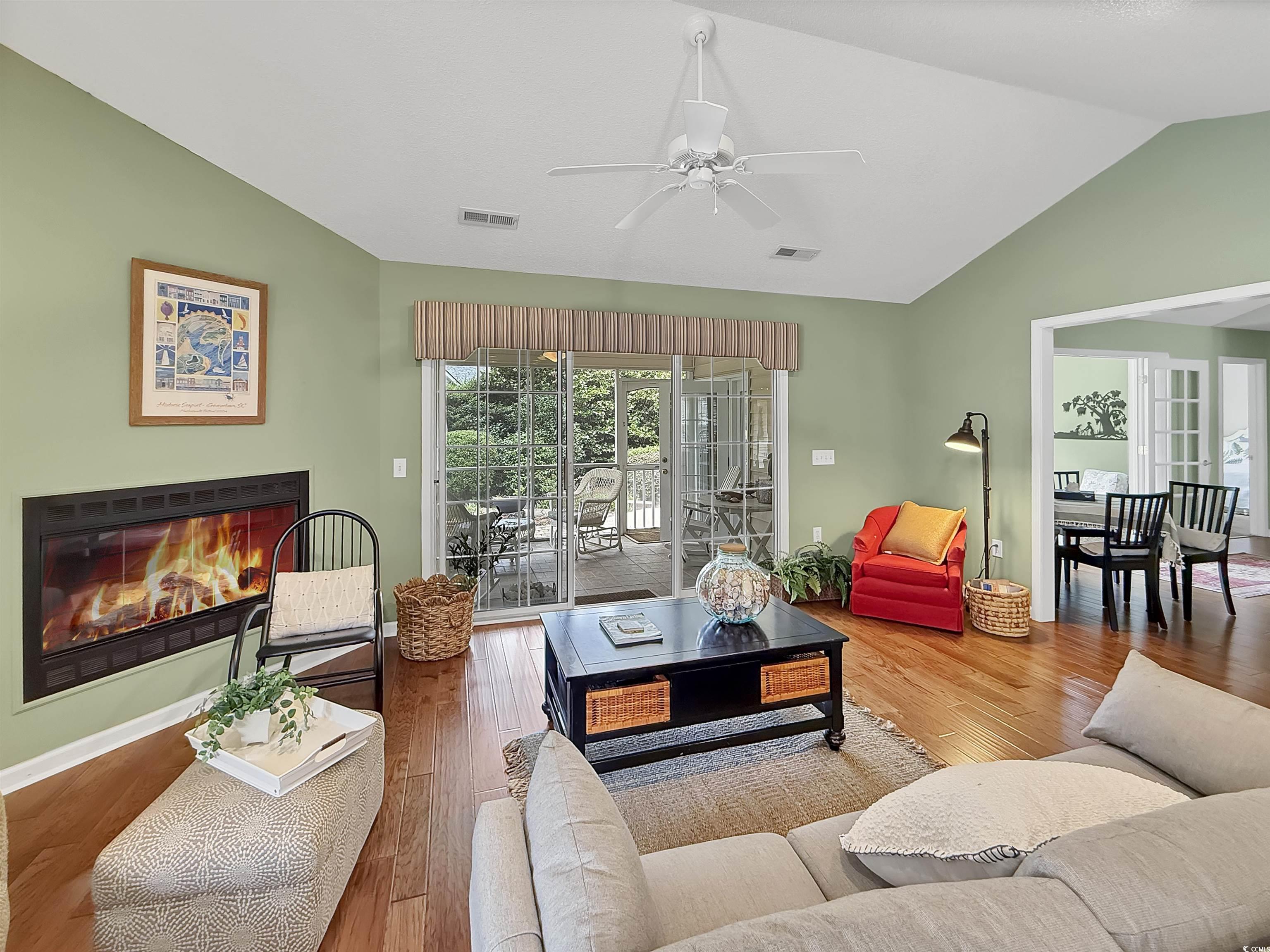 28 Torrens Pl.
