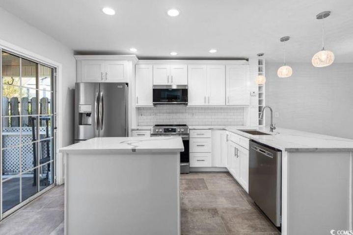 3564 Evergreen Way 3564