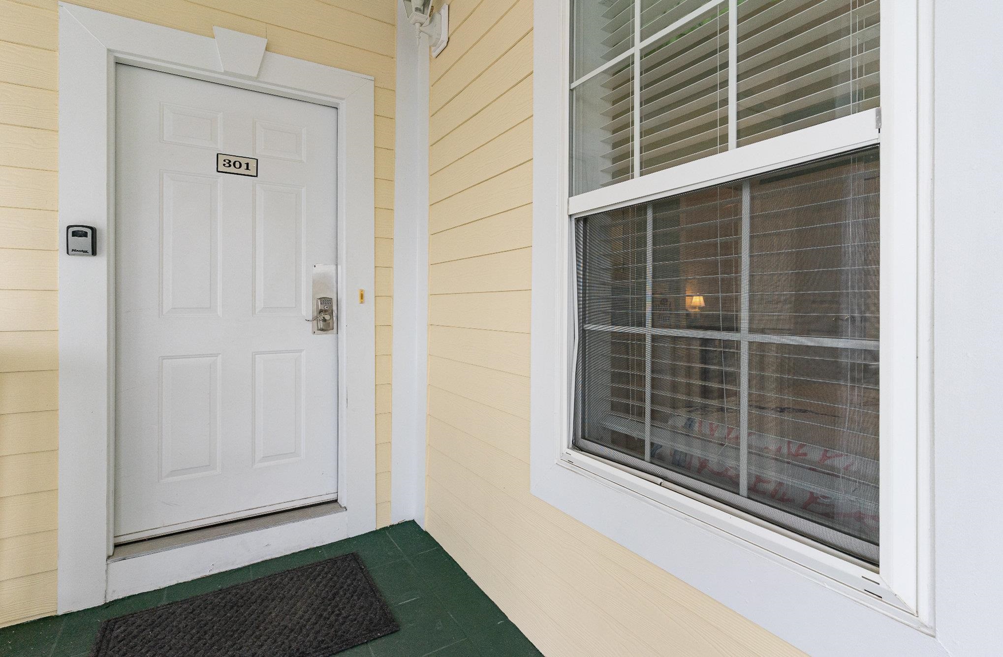 4872 Dahila Ct. Unit 301