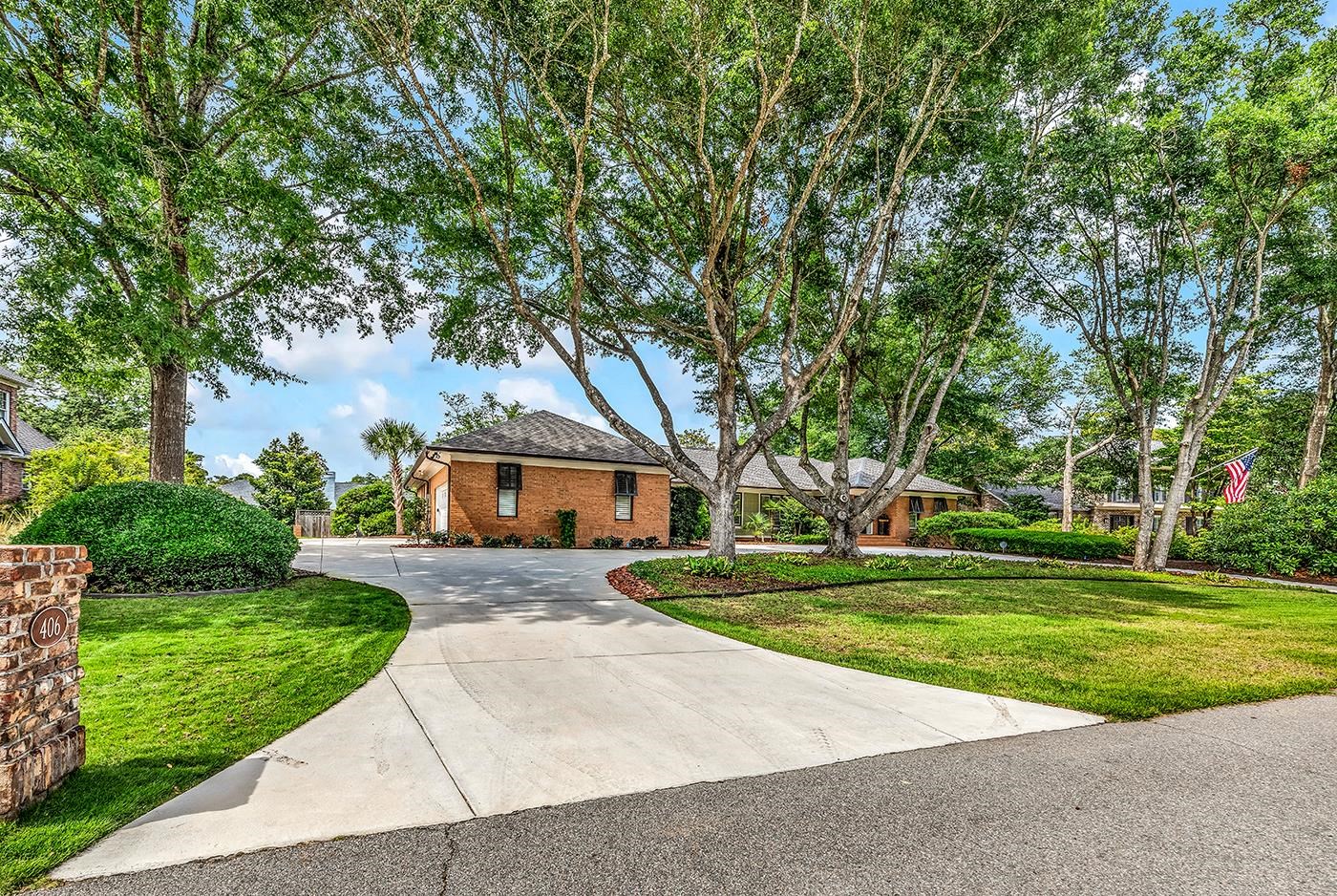 406 Dunes Dr.