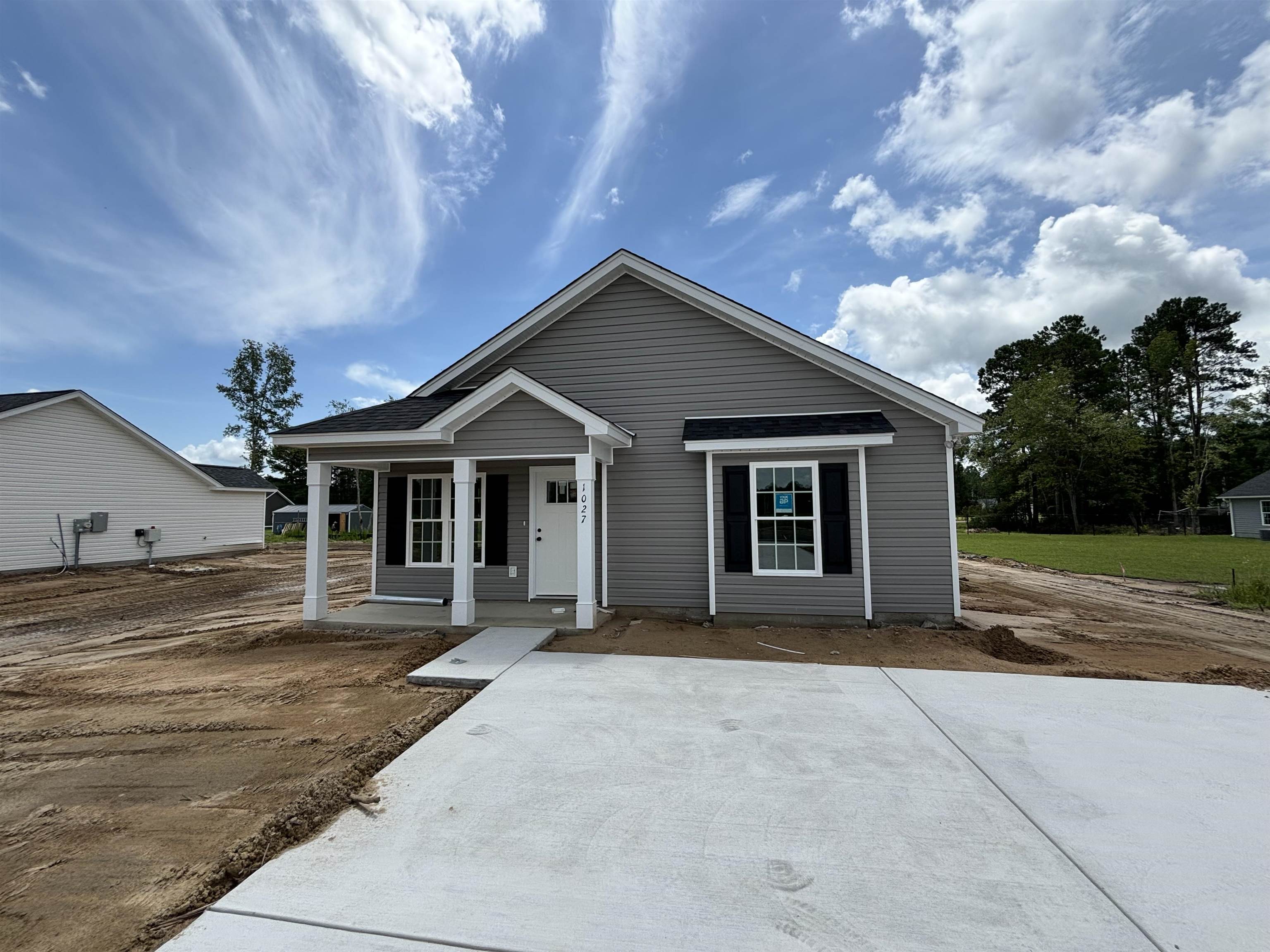 View Loris, SC 29569 house