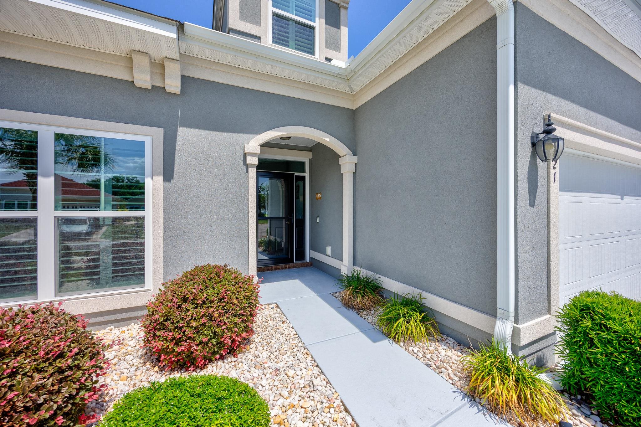821 Covelo Ln.