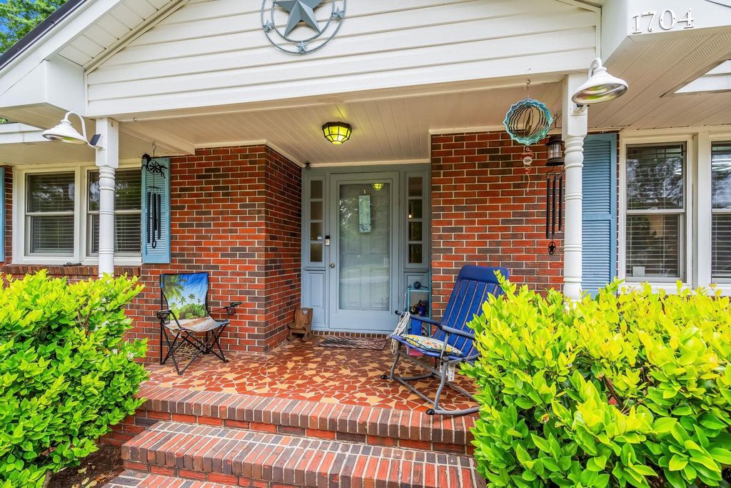 Photo of 1704 Sherwood Dr, Conway, SC 29526 (MLS # 2611047)