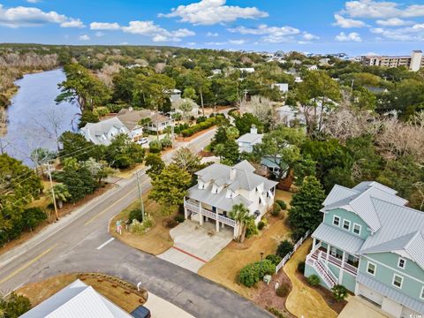 A home in Pawleys Island