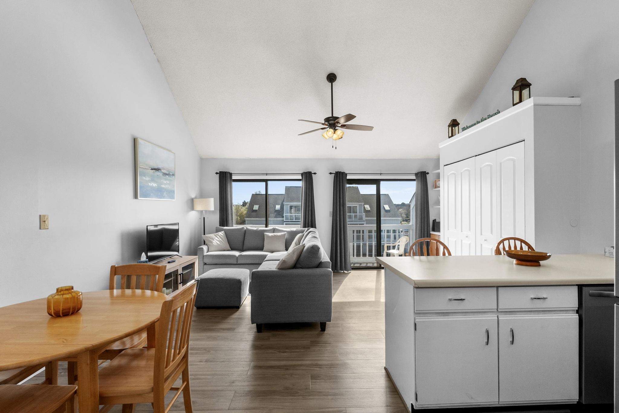 3700 Golf Colony Lane 7H