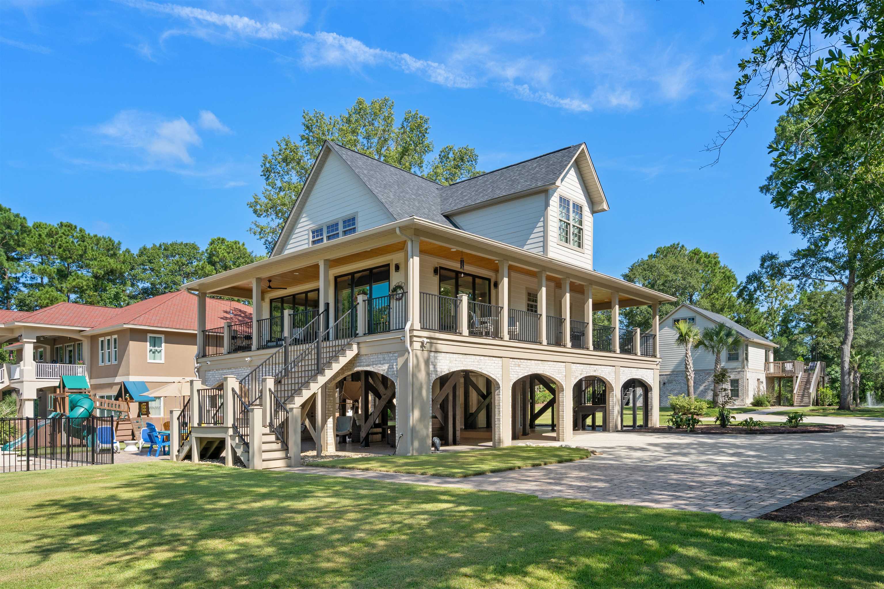6052 Renata Ln.
