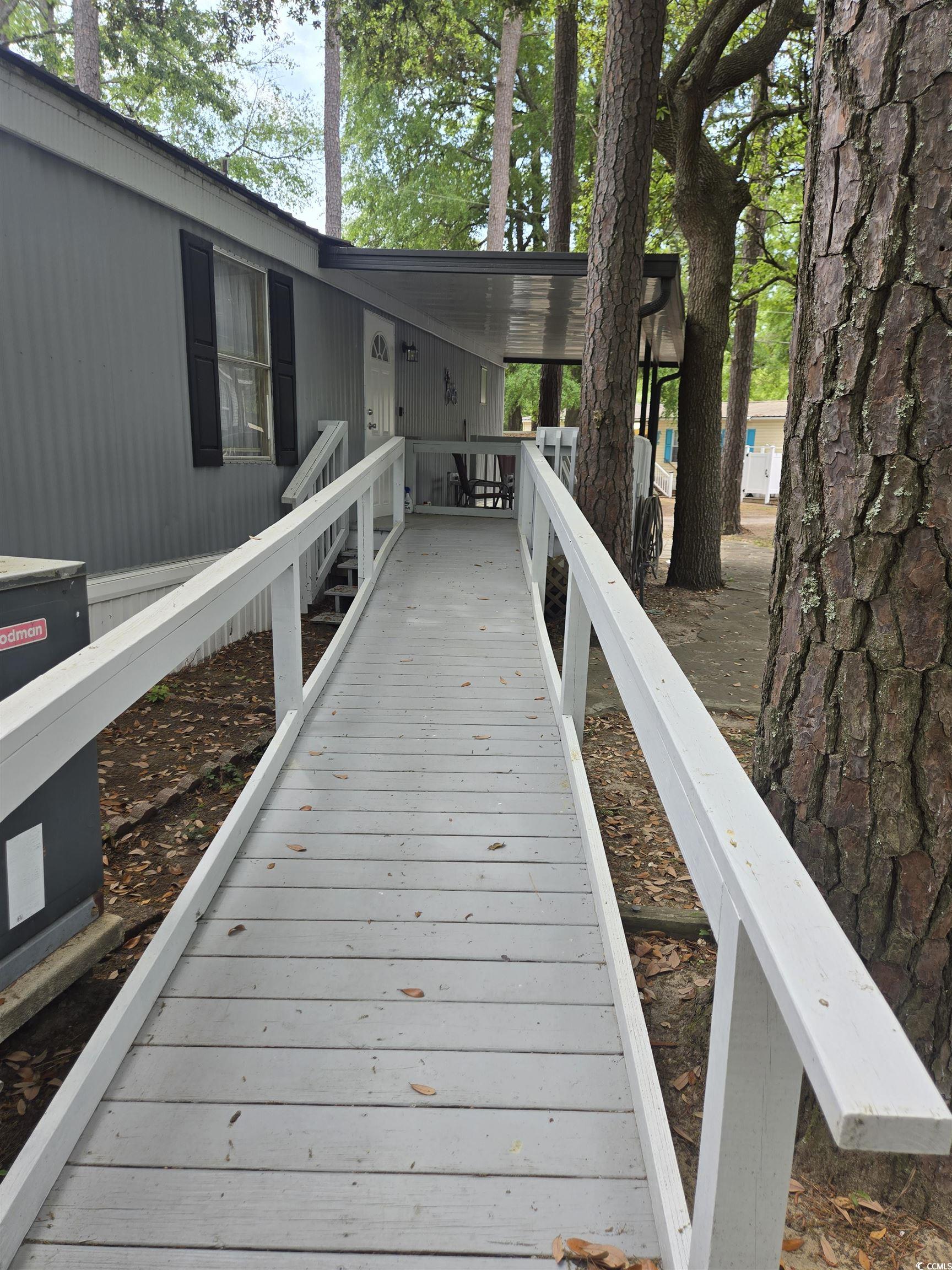 495 Clubhouse Rd.