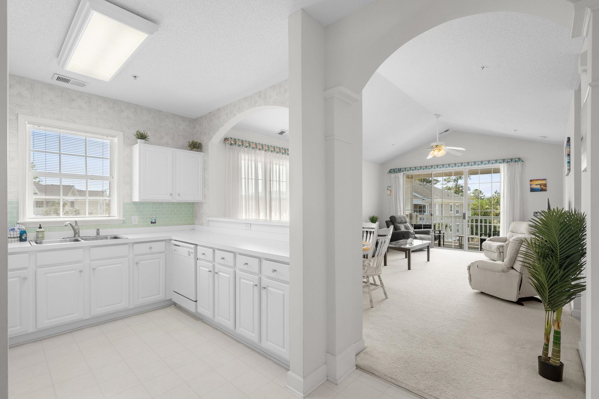 5801 Oyster Catcher Dr. 1131