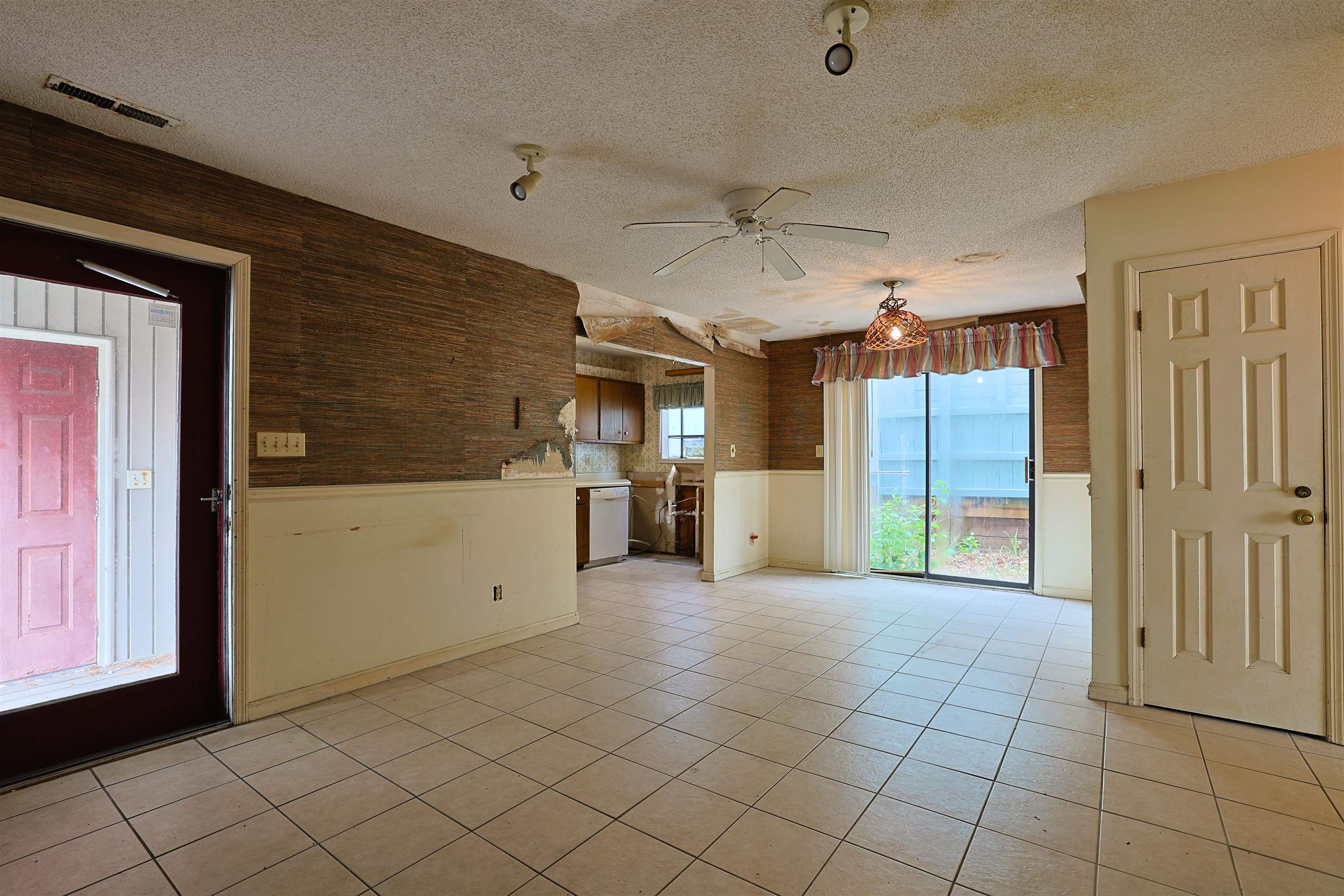 1212 Perrin Dr.