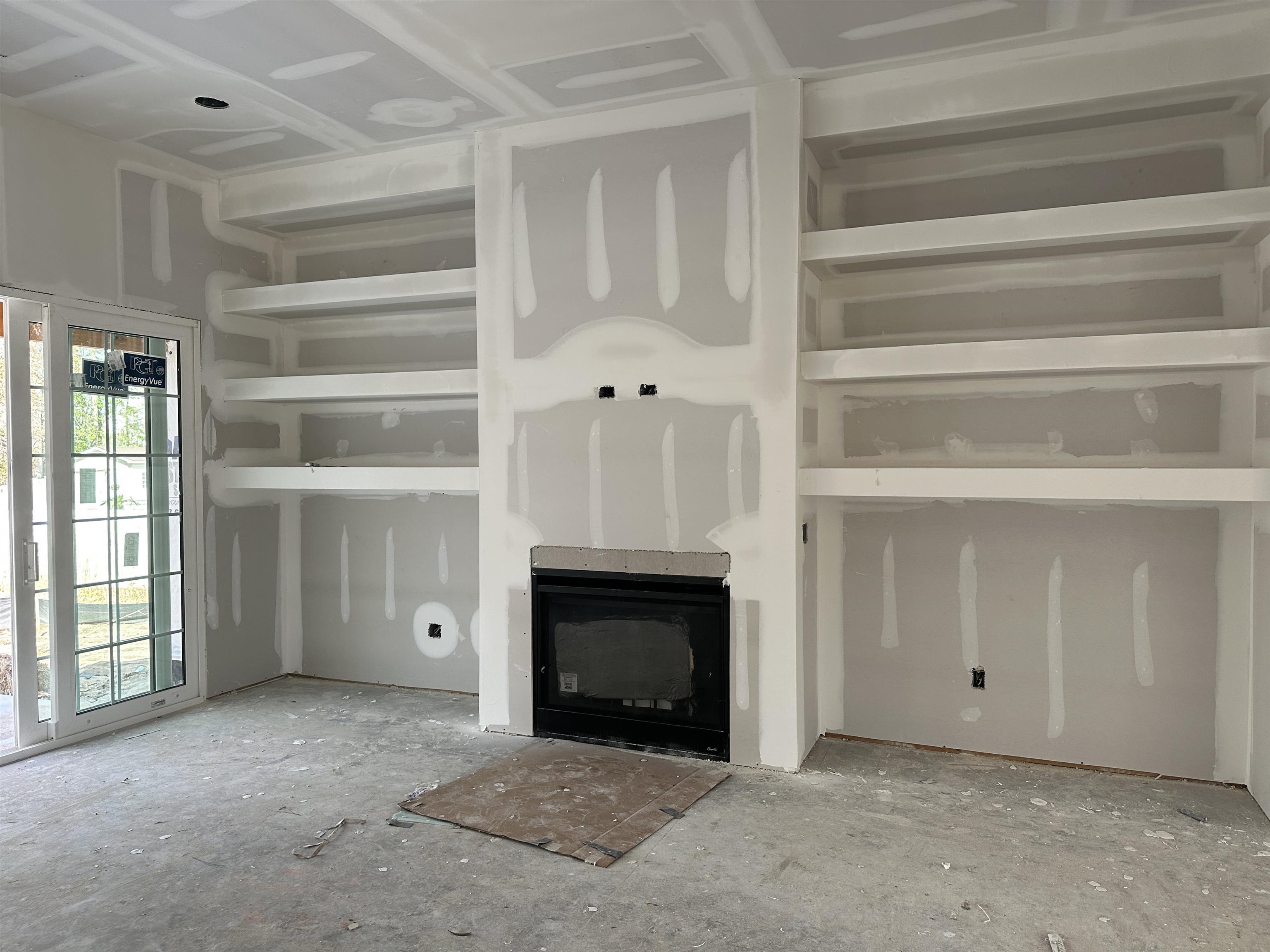 Photo 5 of 24 of 336 Capers Creek Dr. house