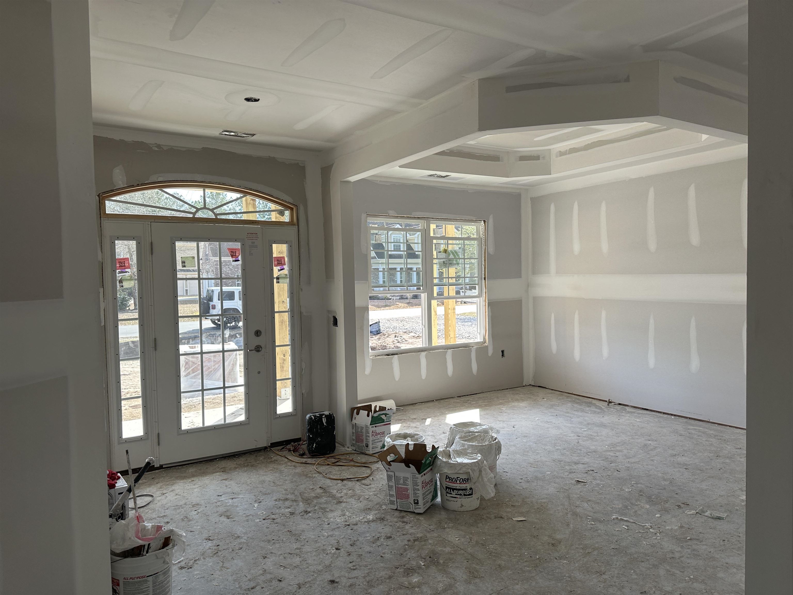 Photo 4 of 24 of 336 Capers Creek Dr. house