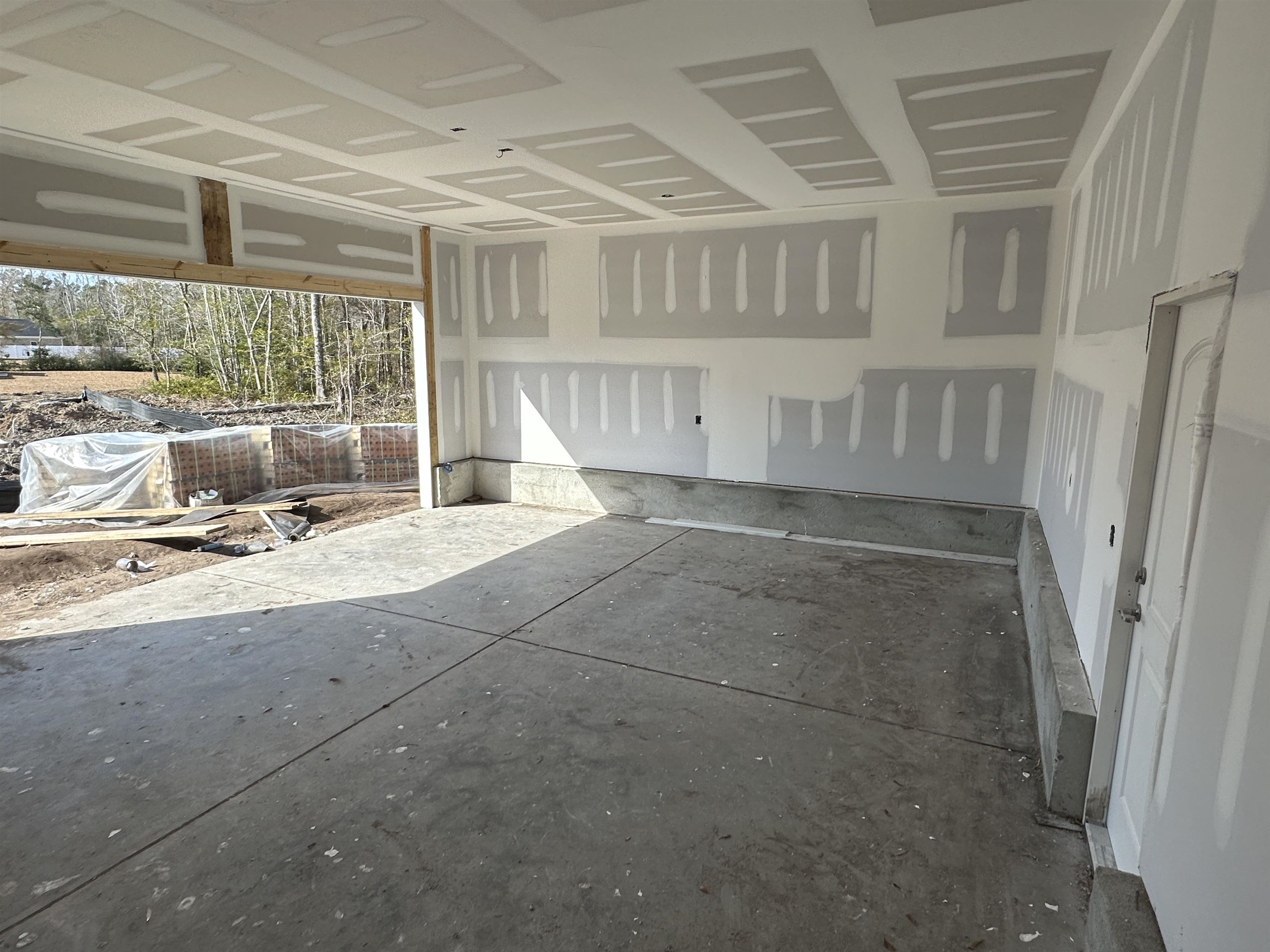 Photo 18 of 24 of 336 Capers Creek Dr. house
