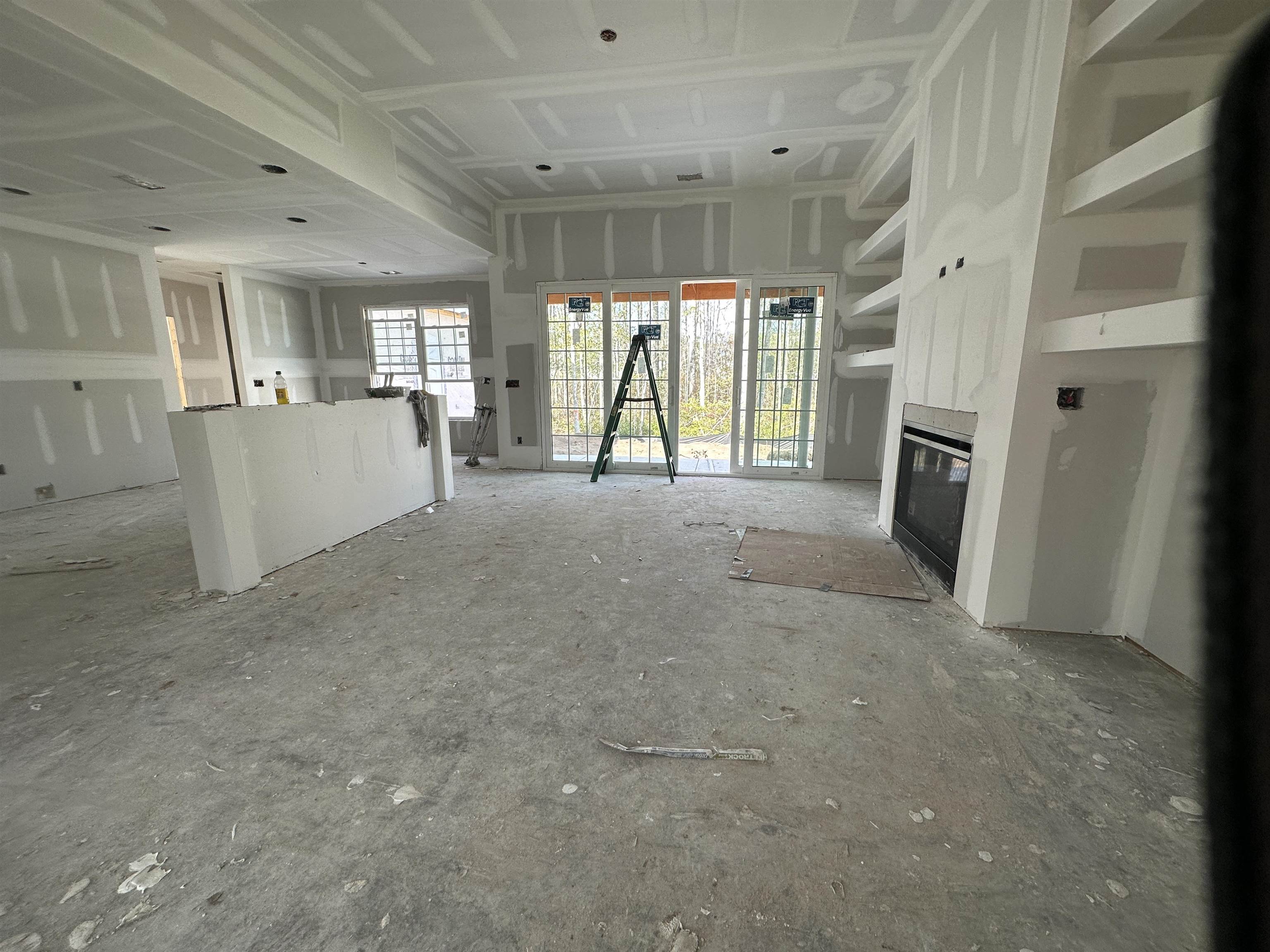 Photo 13 of 24 of 336 Capers Creek Dr. house