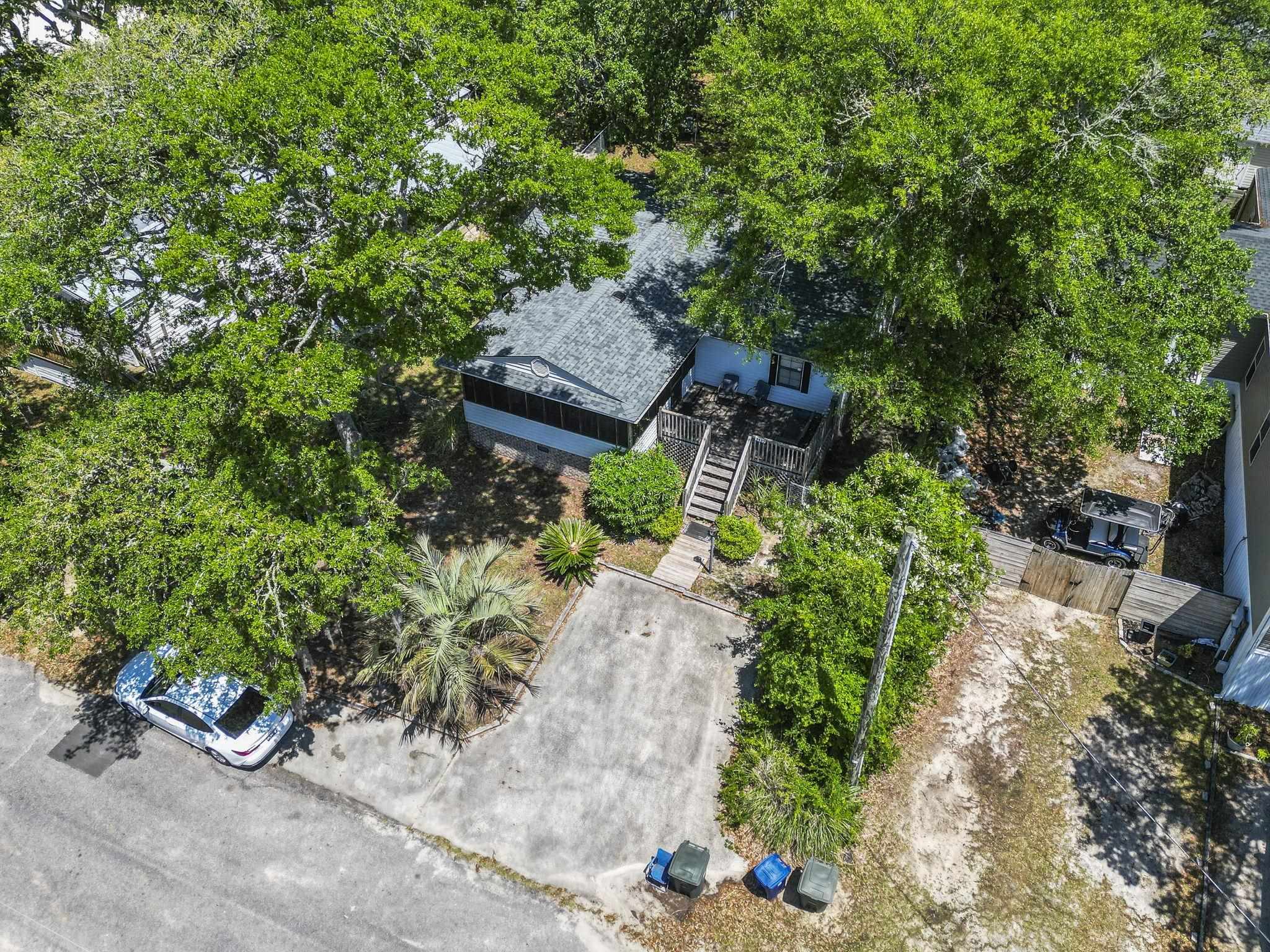 2425 Park St.