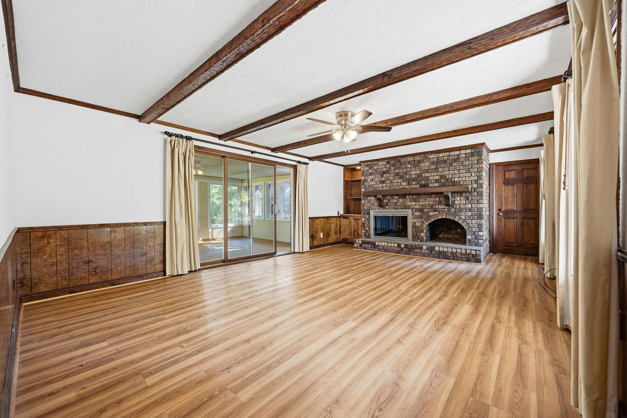 4904 Yaupon Dr.