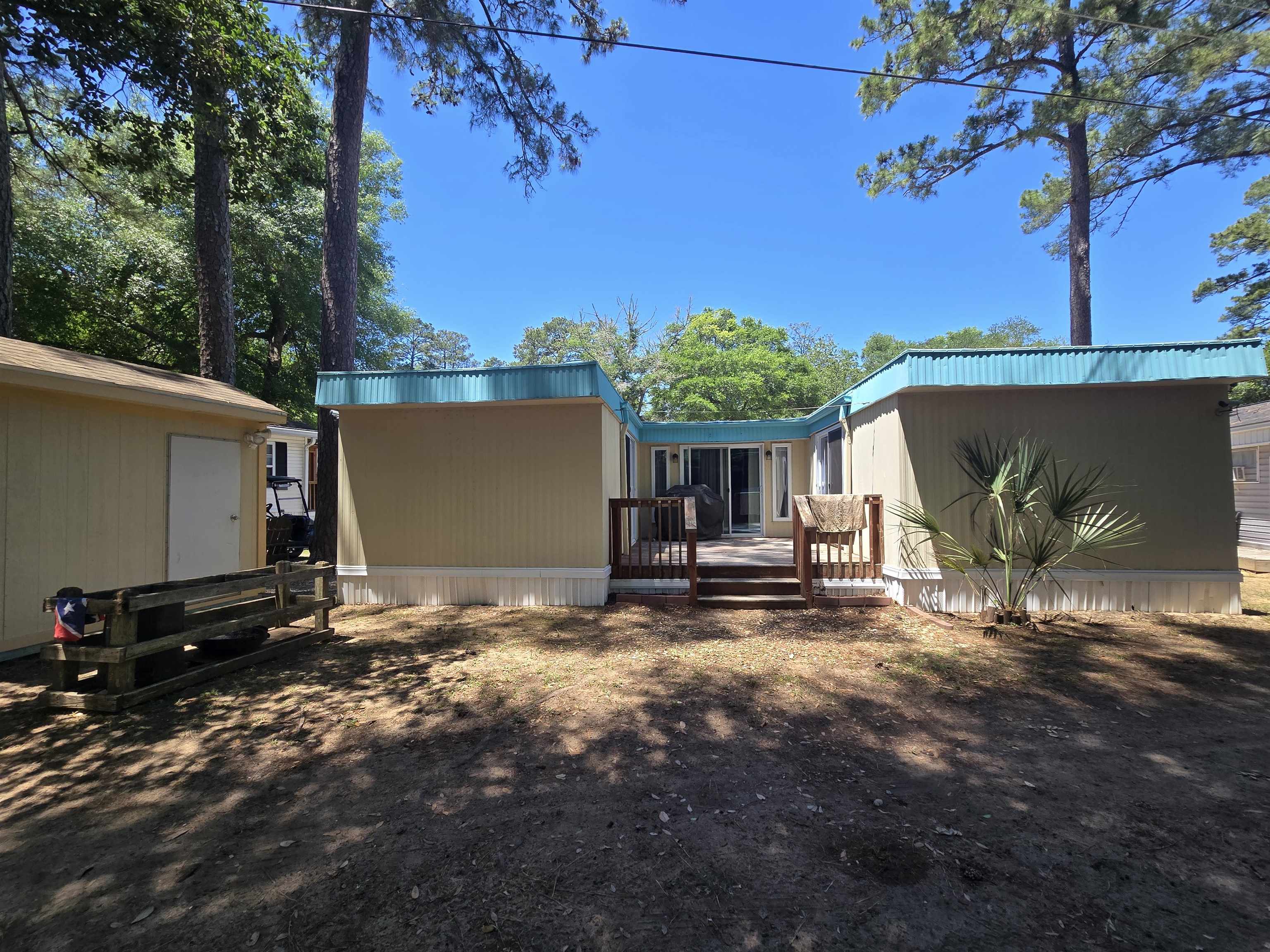 433 E Banks Dr.