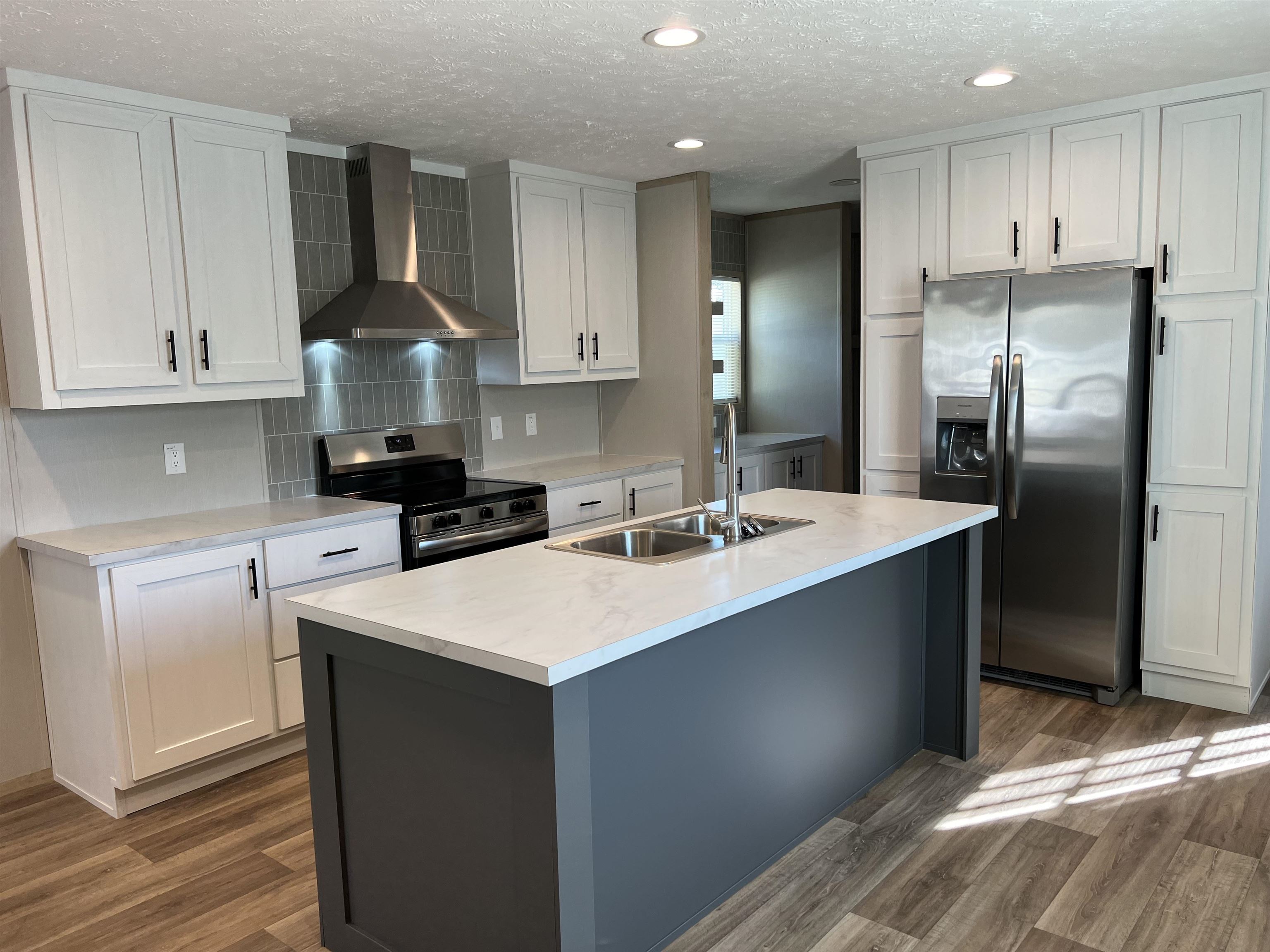 2705 Capricorn Dr.