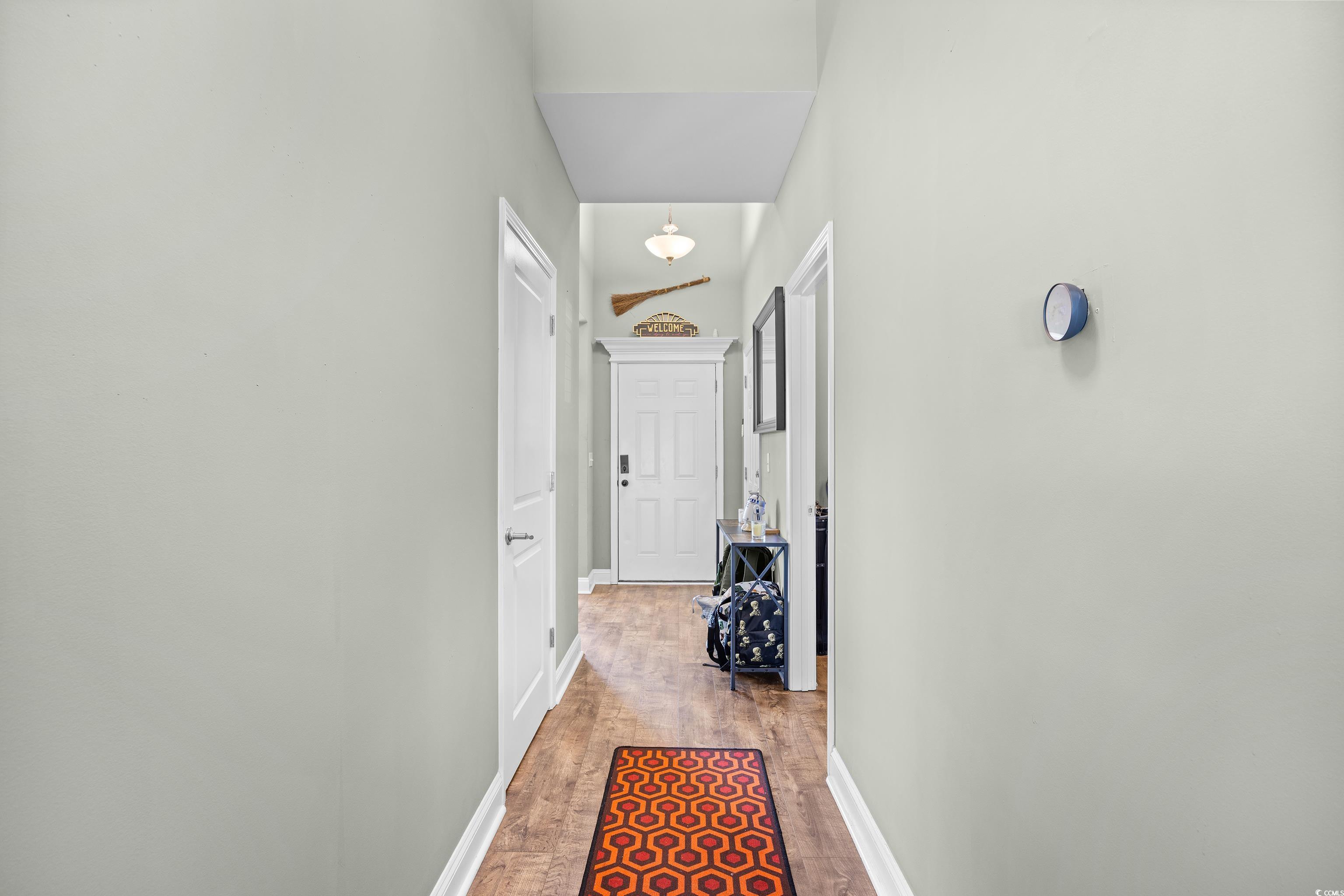 715 Hobonny Loop