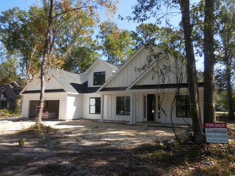 A home in Pawleys Island