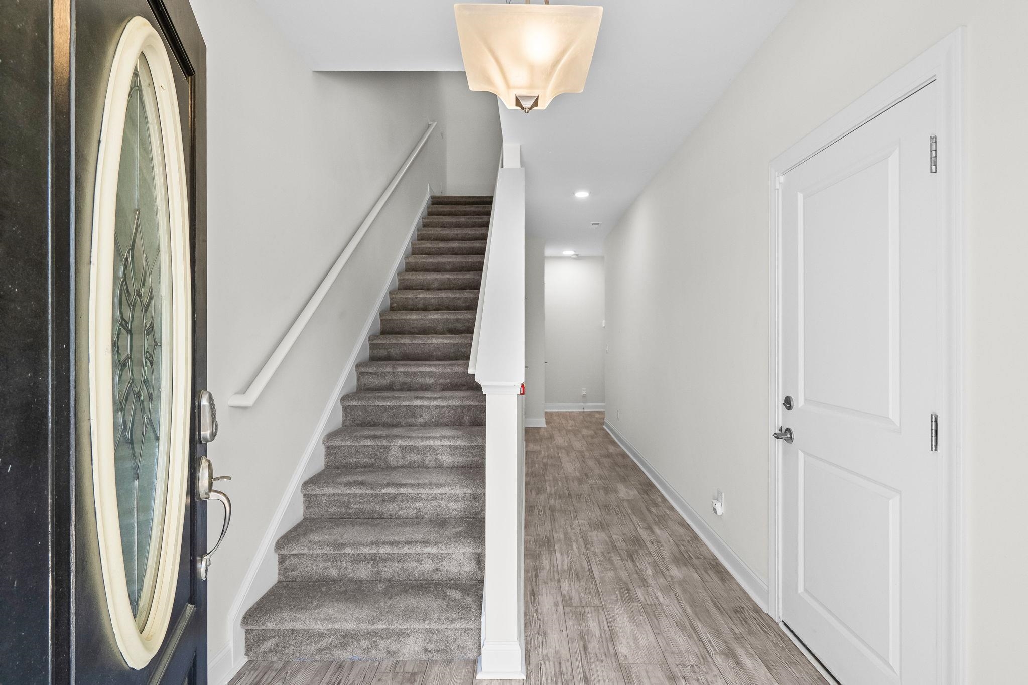 1911 Enclave Ln. C-101